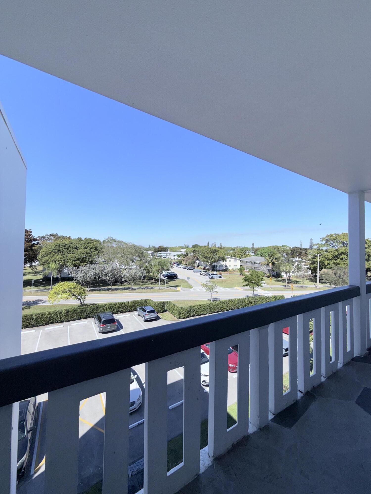 4108 Oakridge V 4108 Property Photo 16