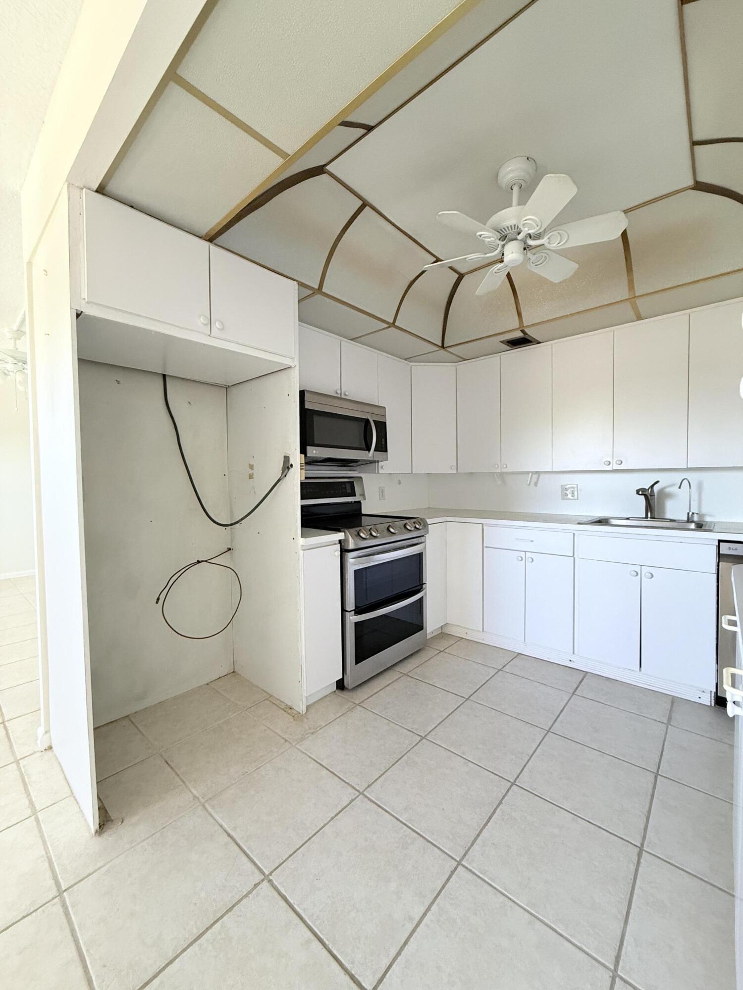 4108 Oakridge V 4108 Property Photo 20