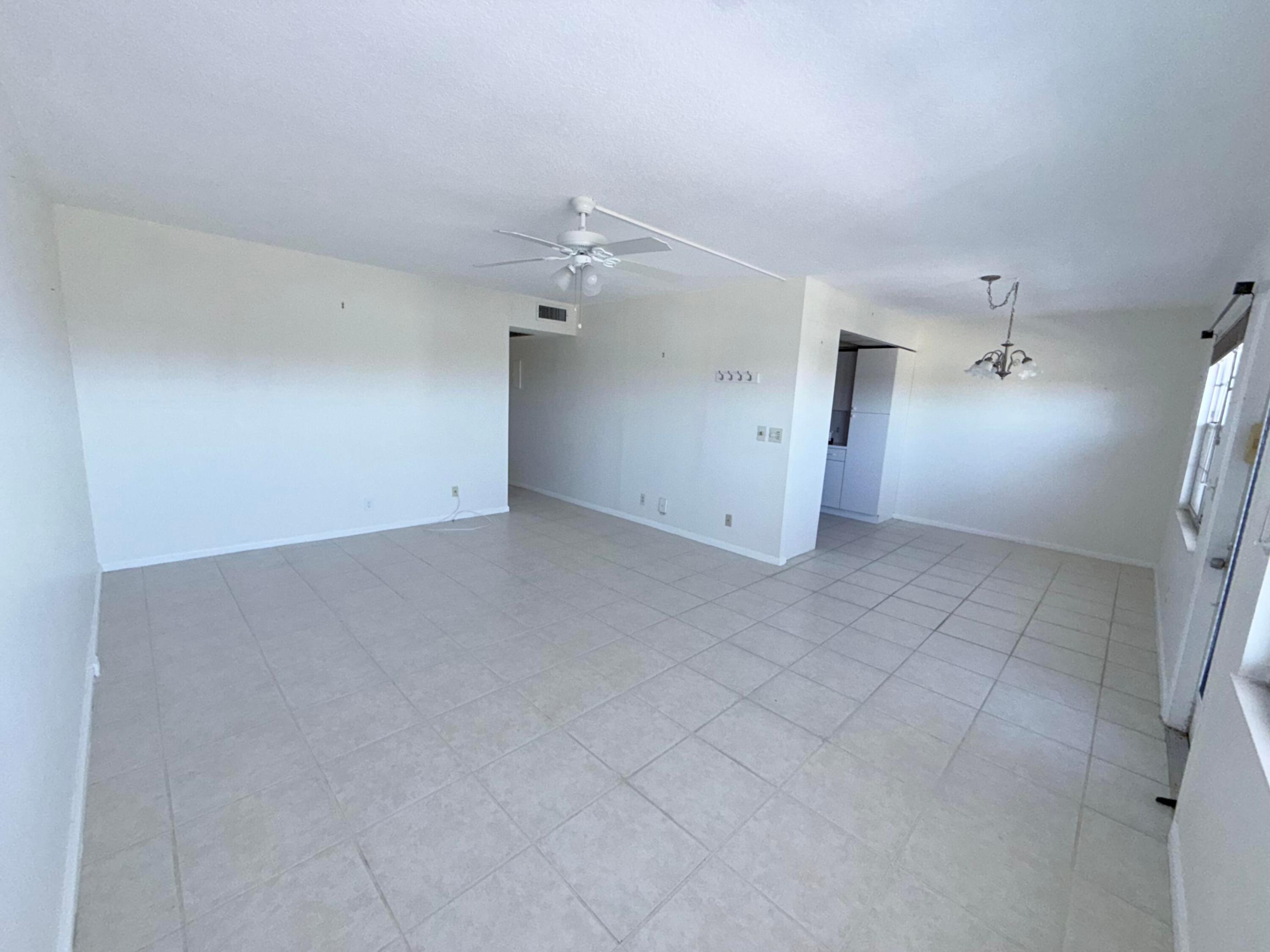 4108 Oakridge V 4108 Property Photo 34