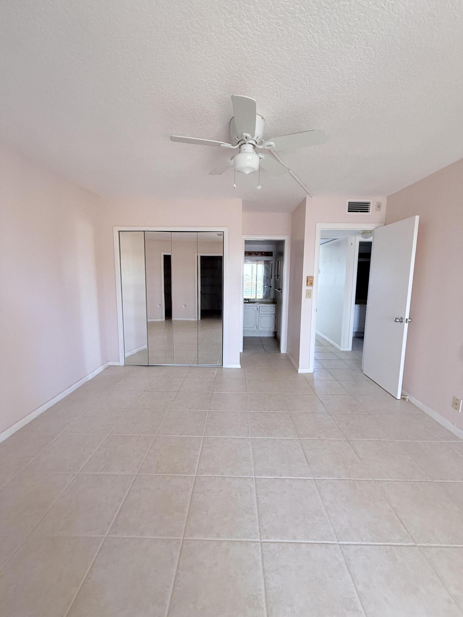 4108 Oakridge V 4108 Property Photo 41