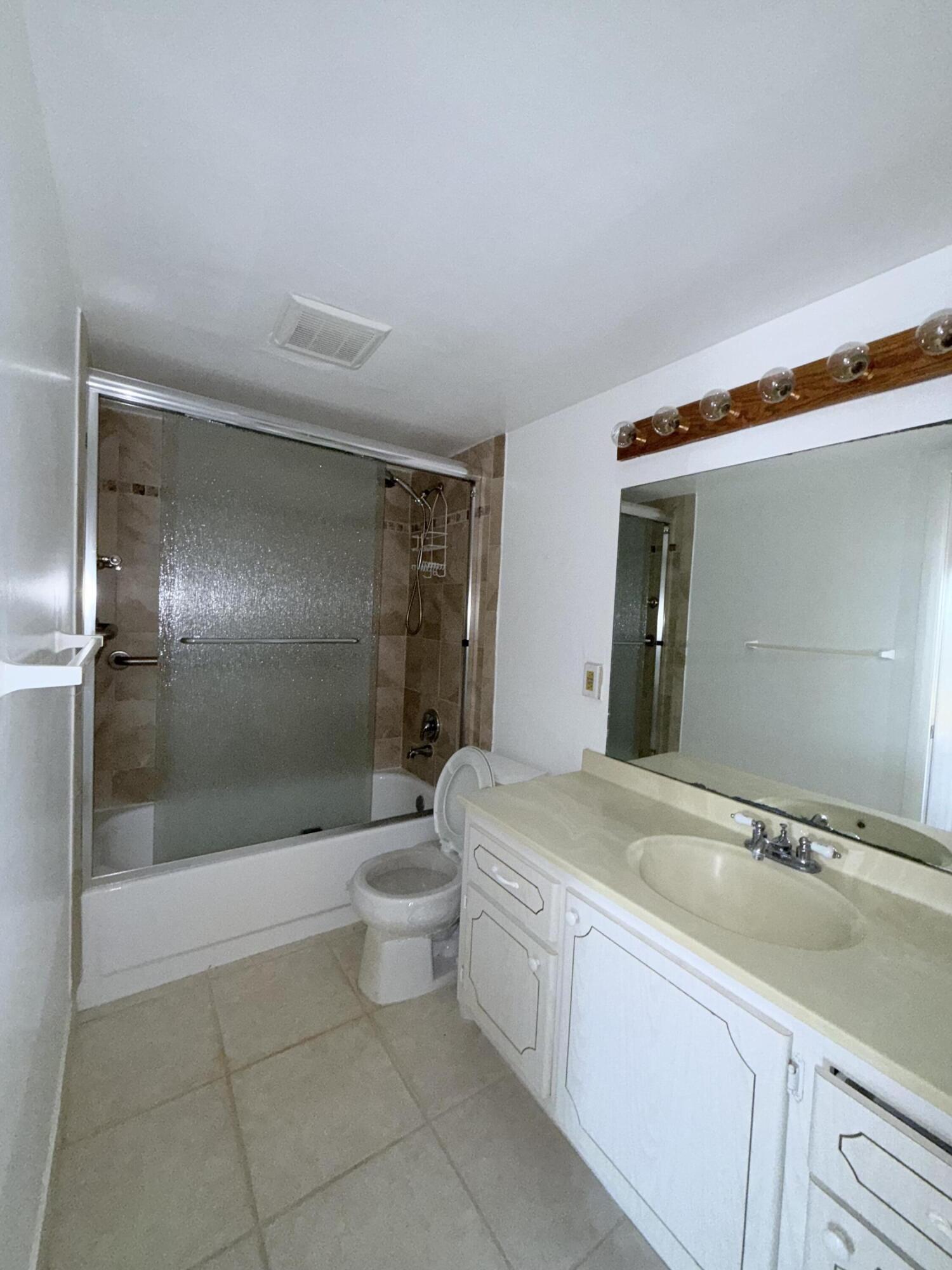 4108 Oakridge V 4108 Property Photo 46