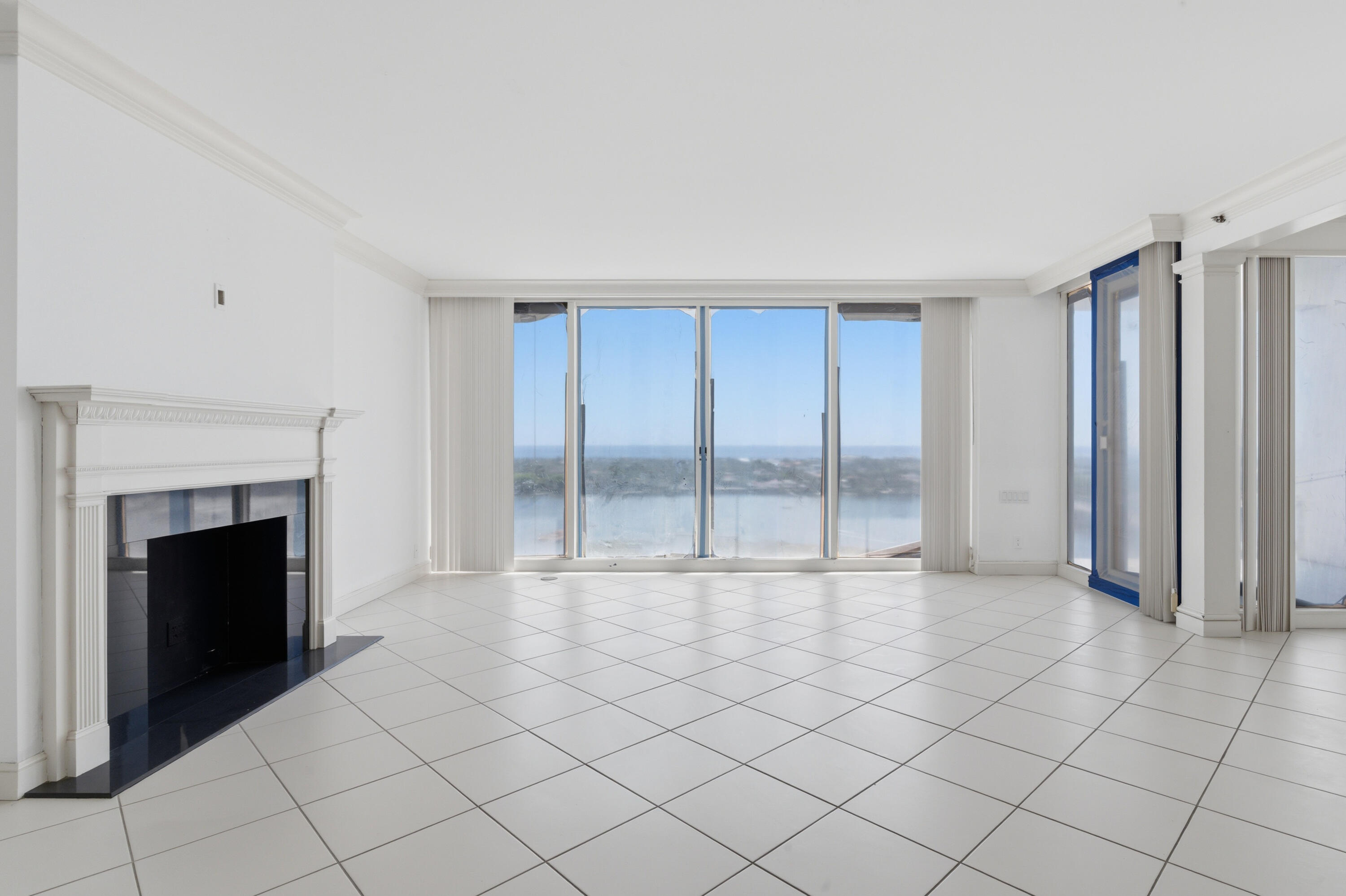 525 S Flagler Drive 20b/c Property Photo 10
