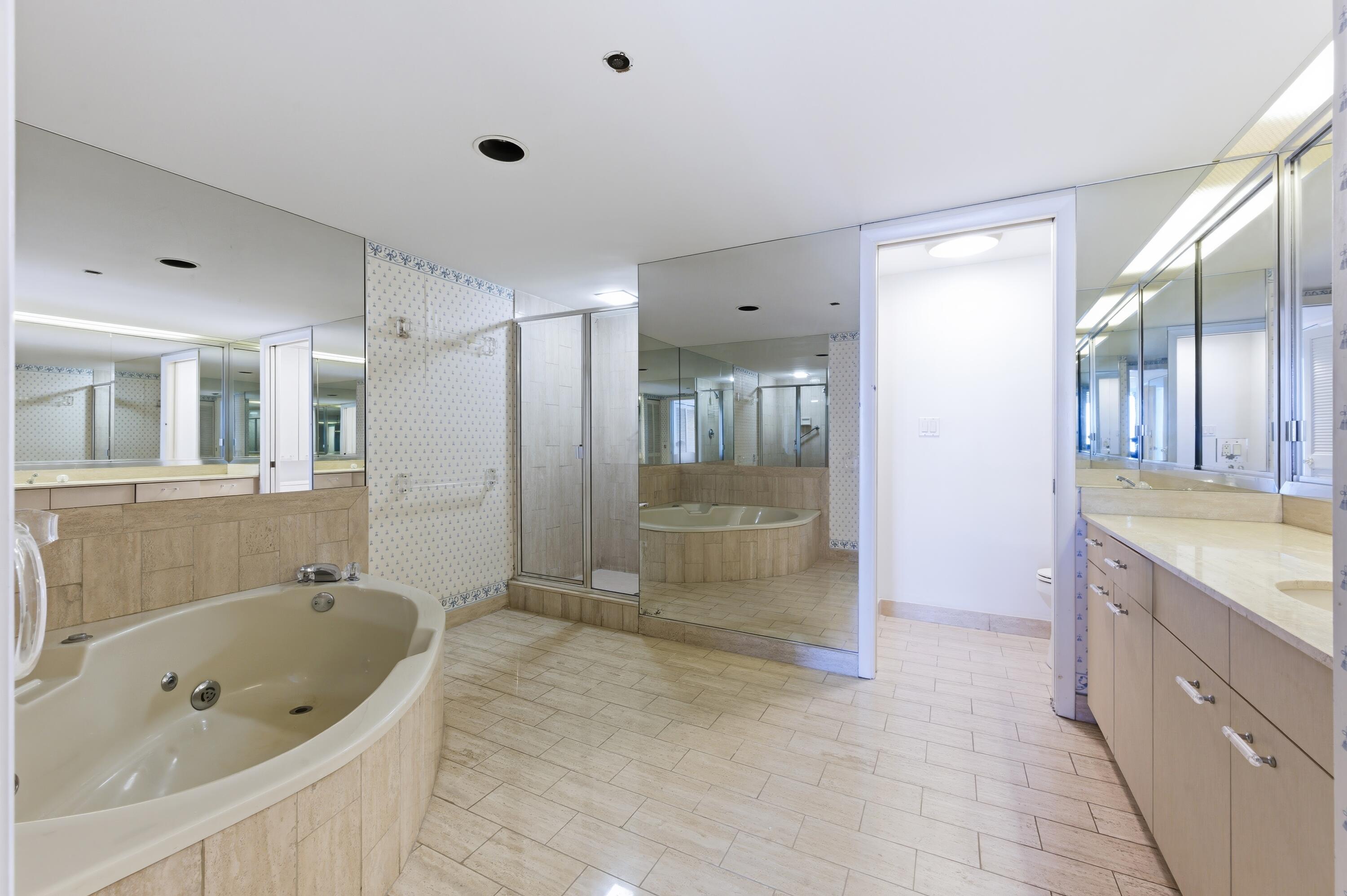 525 S Flagler Drive 20b/c Property Photo 15