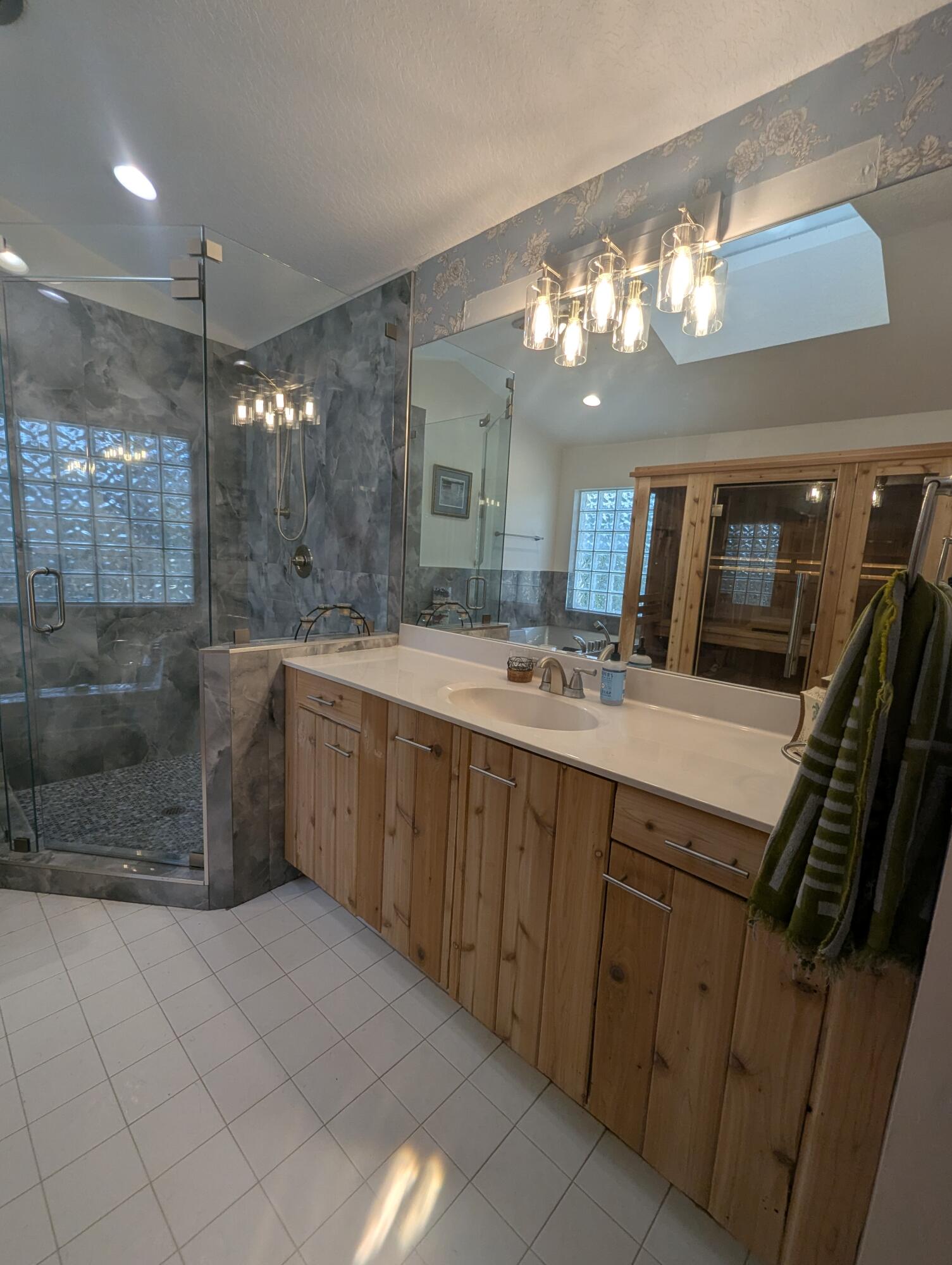 16461 Riverwind Drive Property Photo 25