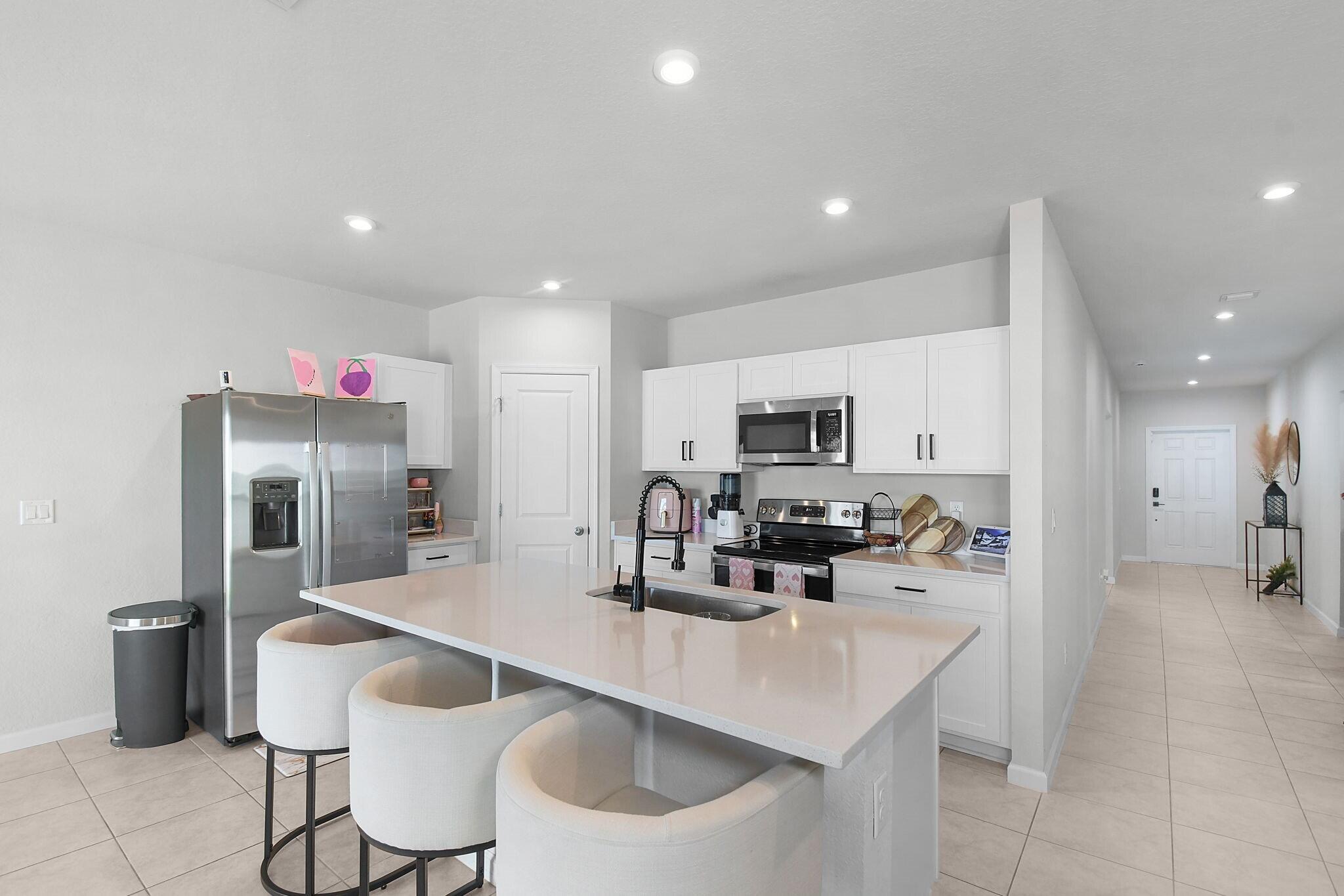 113 Dabou Loop Property Photo 4