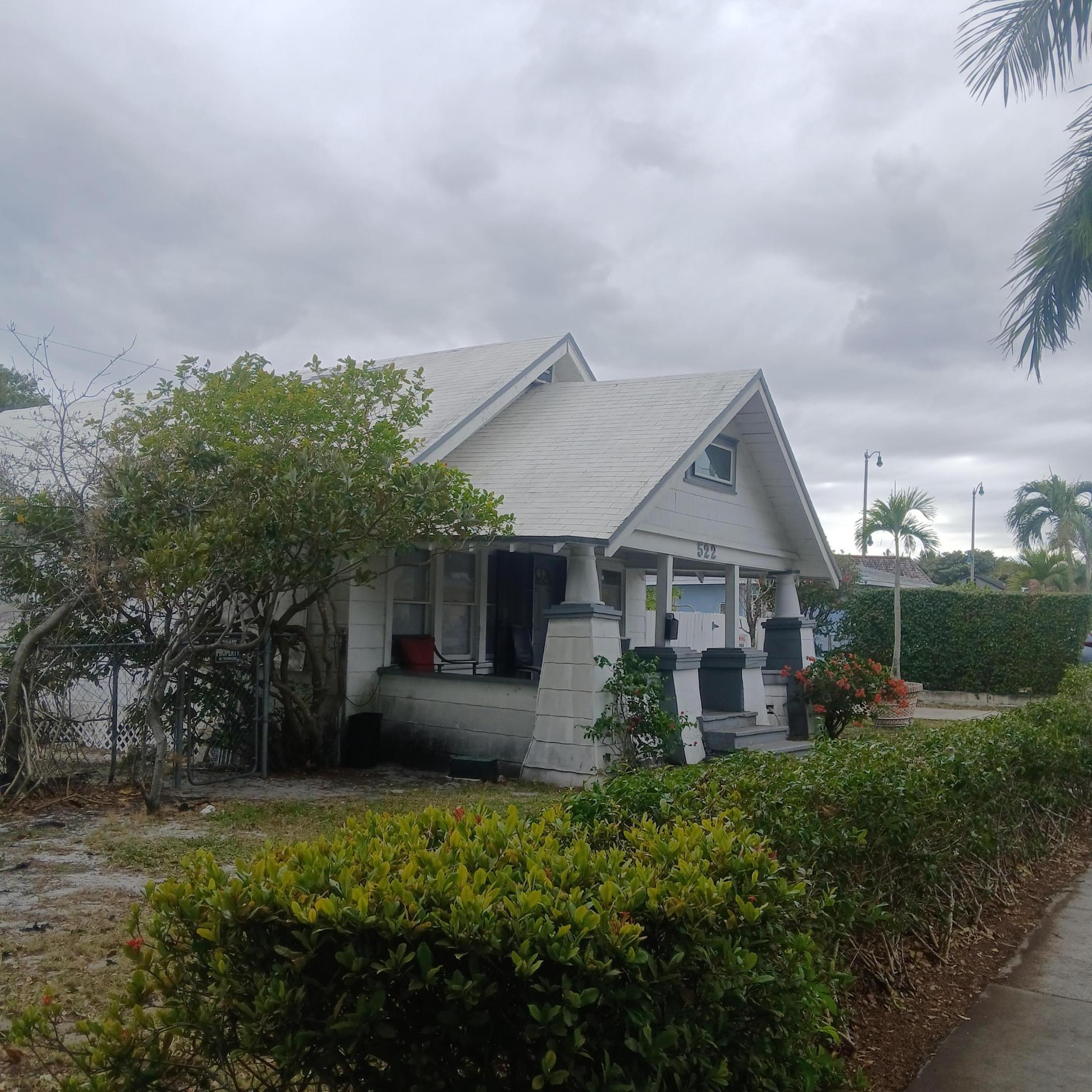 522 49th Street Property Photo 2