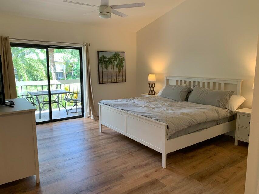 11863 Wimbledon Circle 508 Property Photo 10