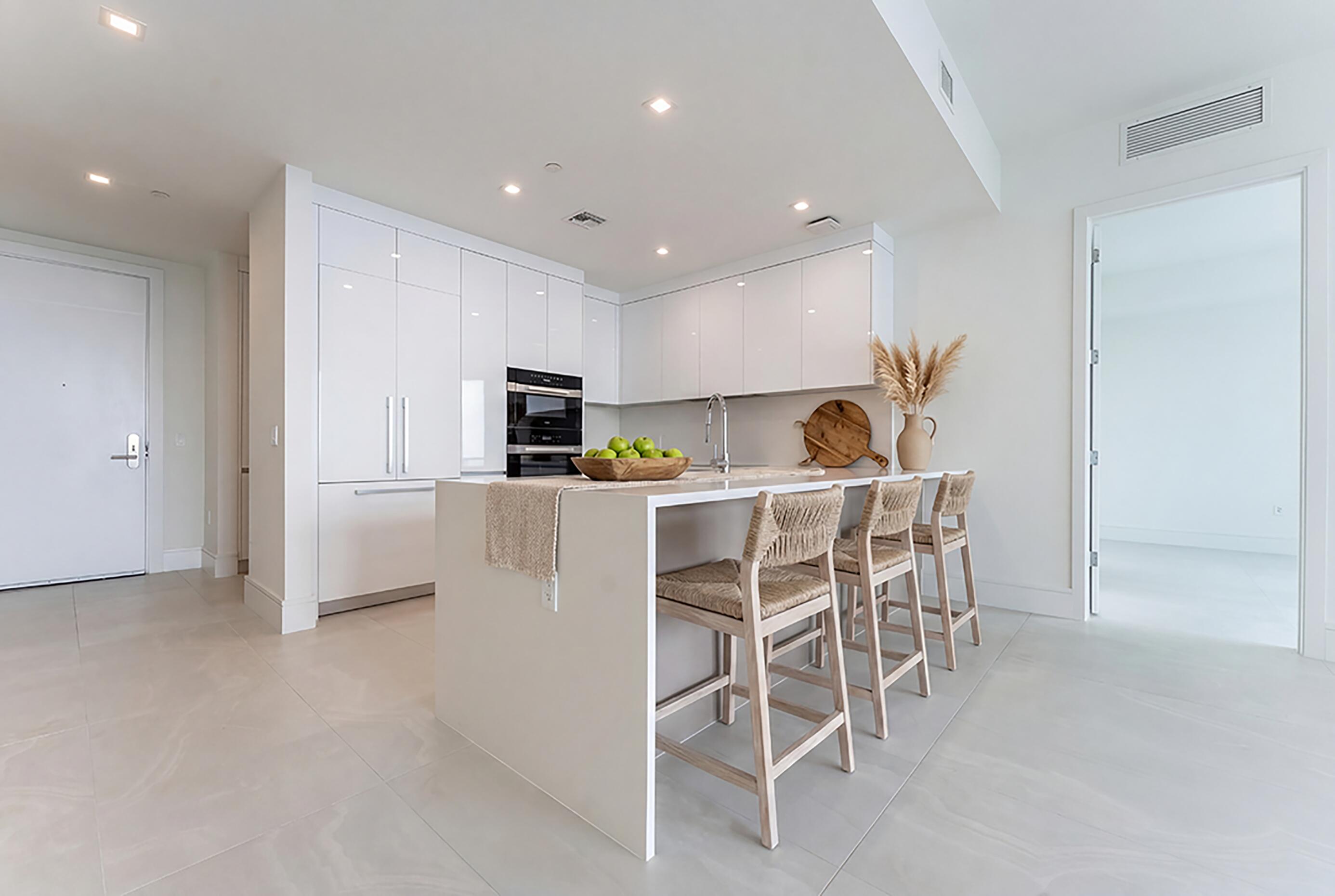 220 Lake Shore Drive 1011 Property Photo 10