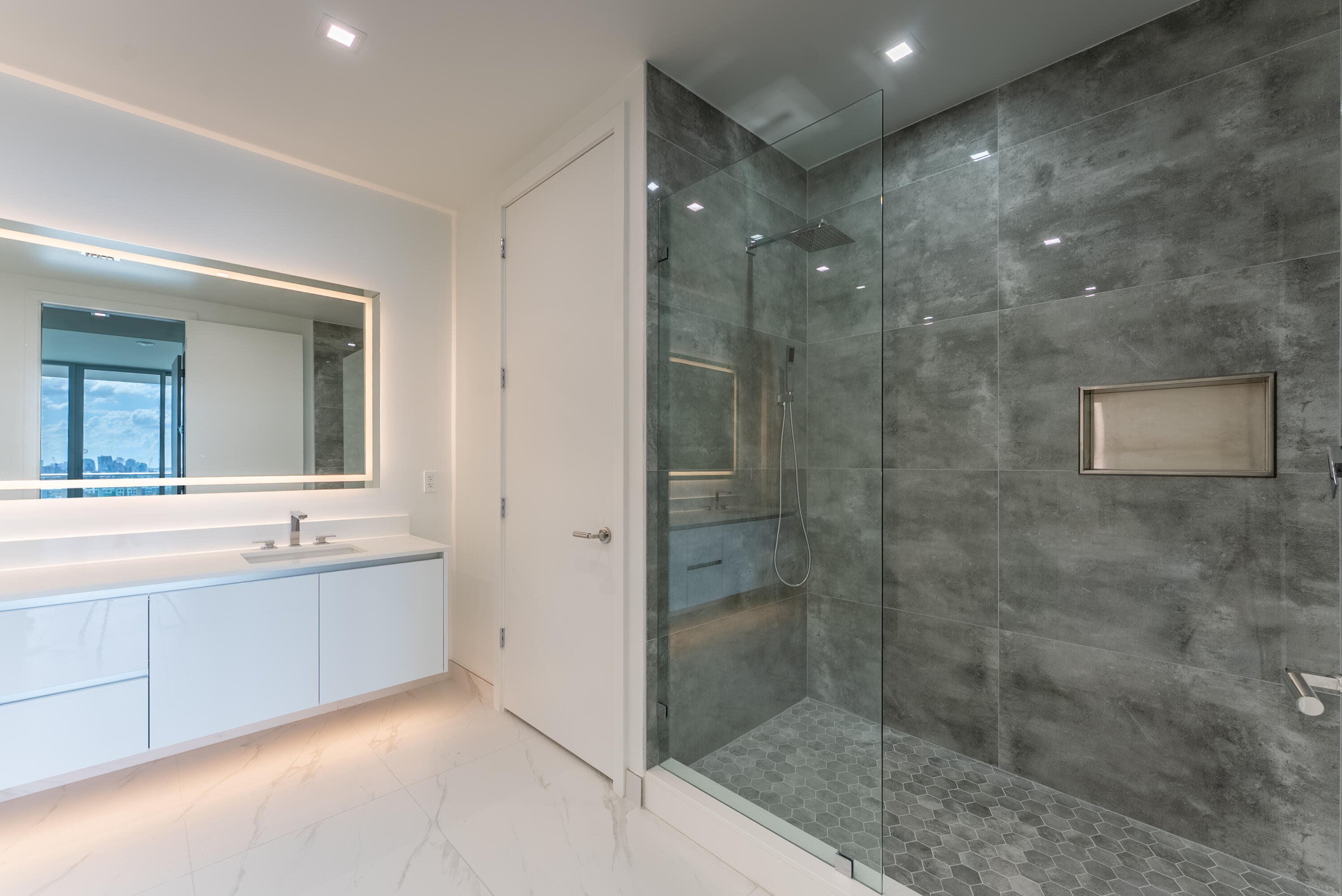 220 Lake Shore Drive 1011 Property Photo 18