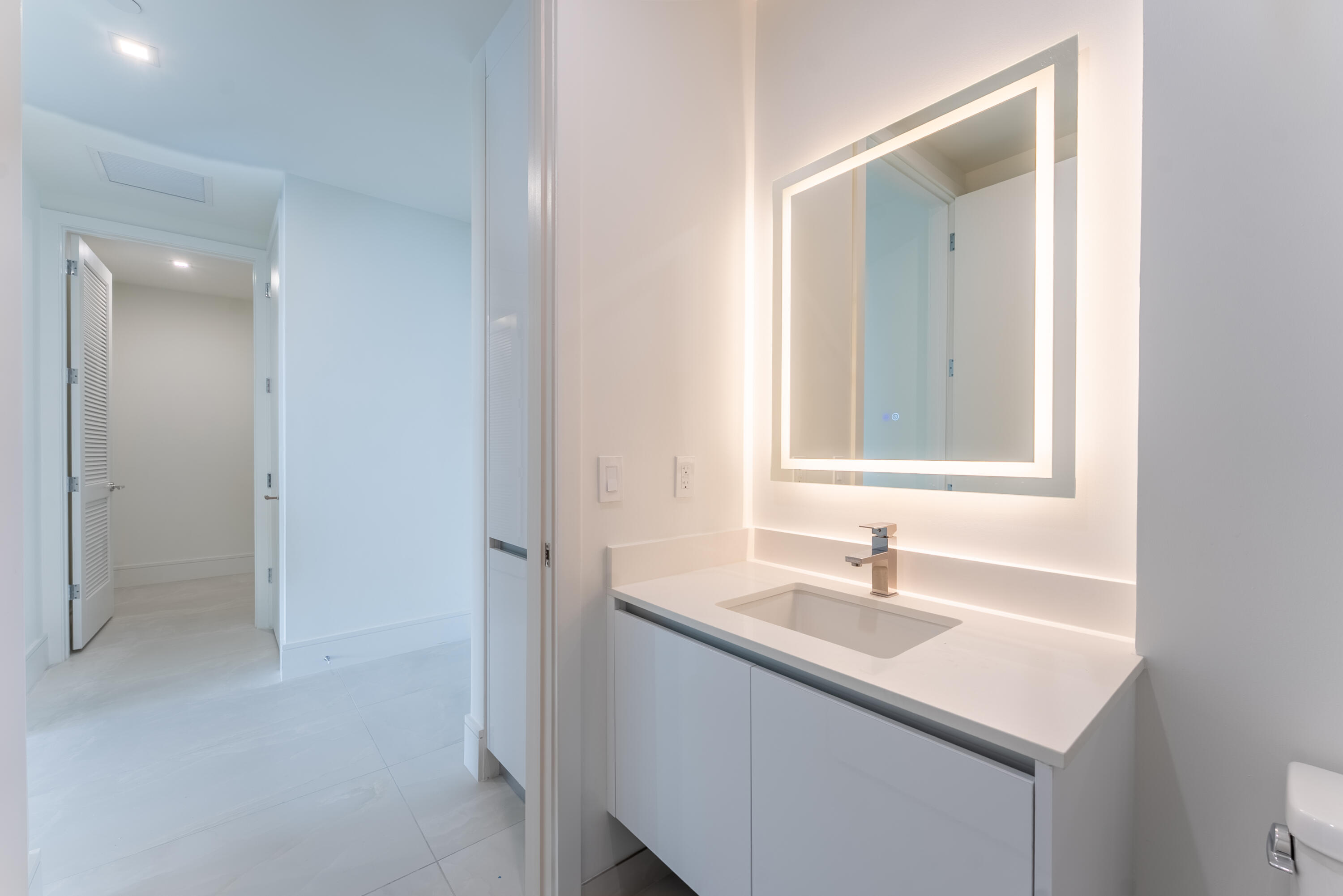 220 Lake Shore Drive 1011 Property Photo 29