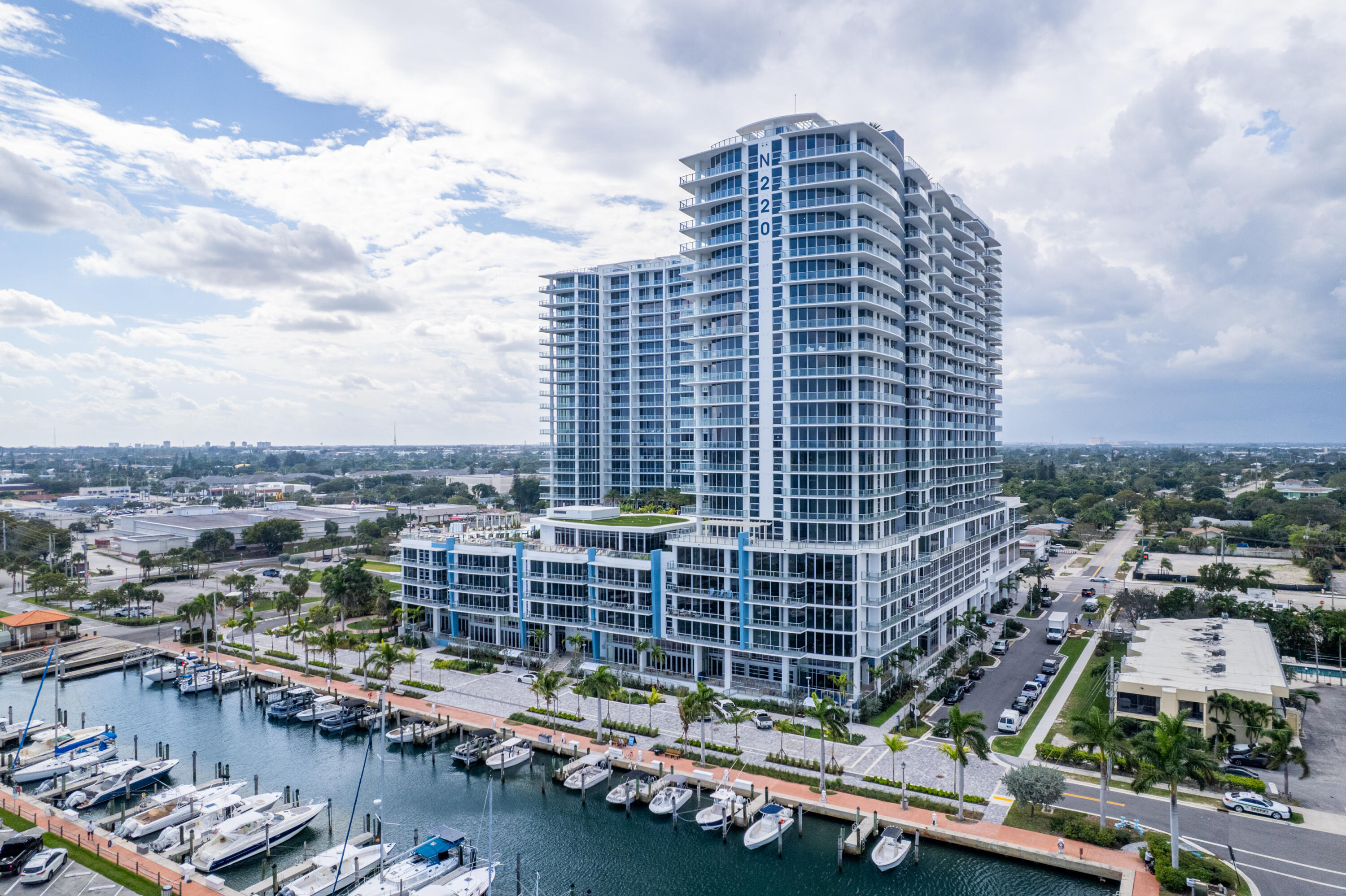 220 Lake Shore Drive 1011 Property Photo 41