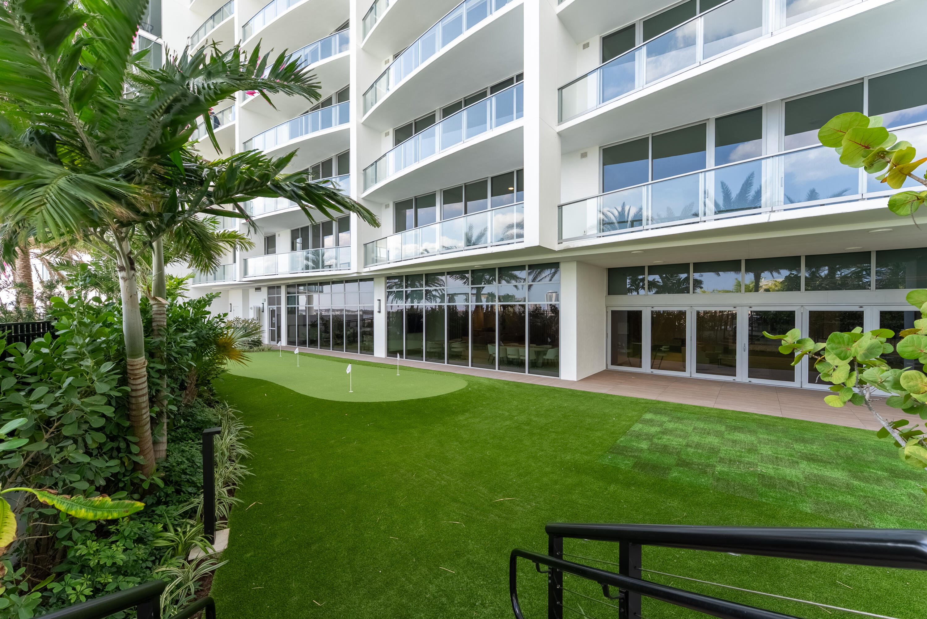 220 Lake Shore Drive 1011 Property Photo 44