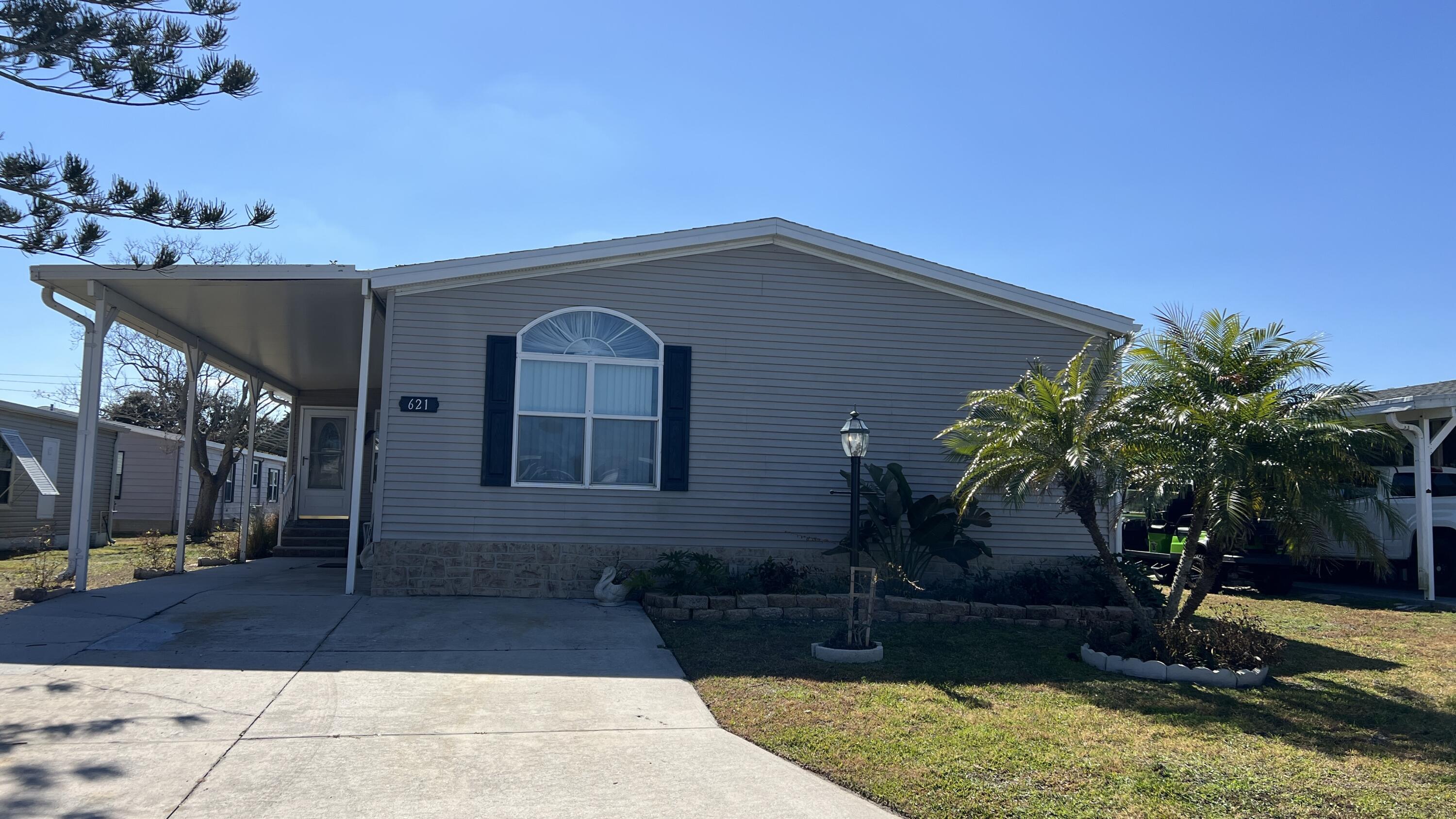 621 Puffin Drive Property Photo 1