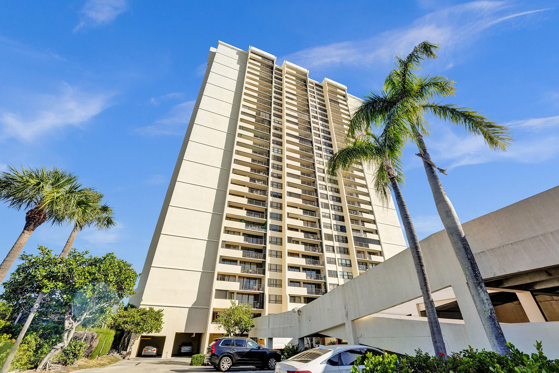 5600 N Flagler Drive 805 Property Photo 1