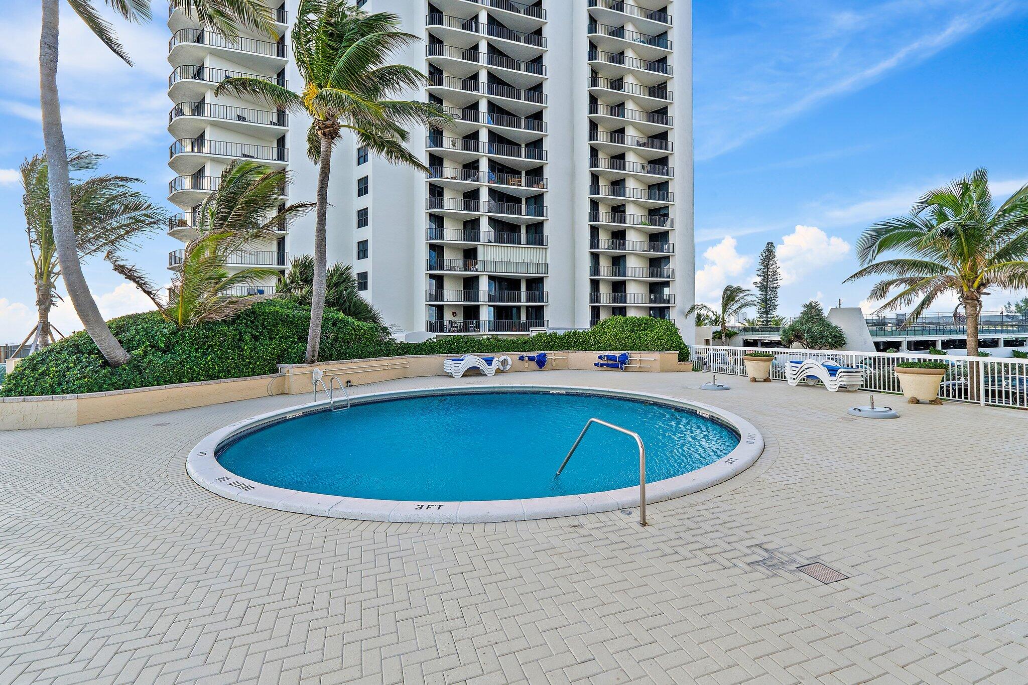 5440 N Ocean Drive 907 Property Photo 45