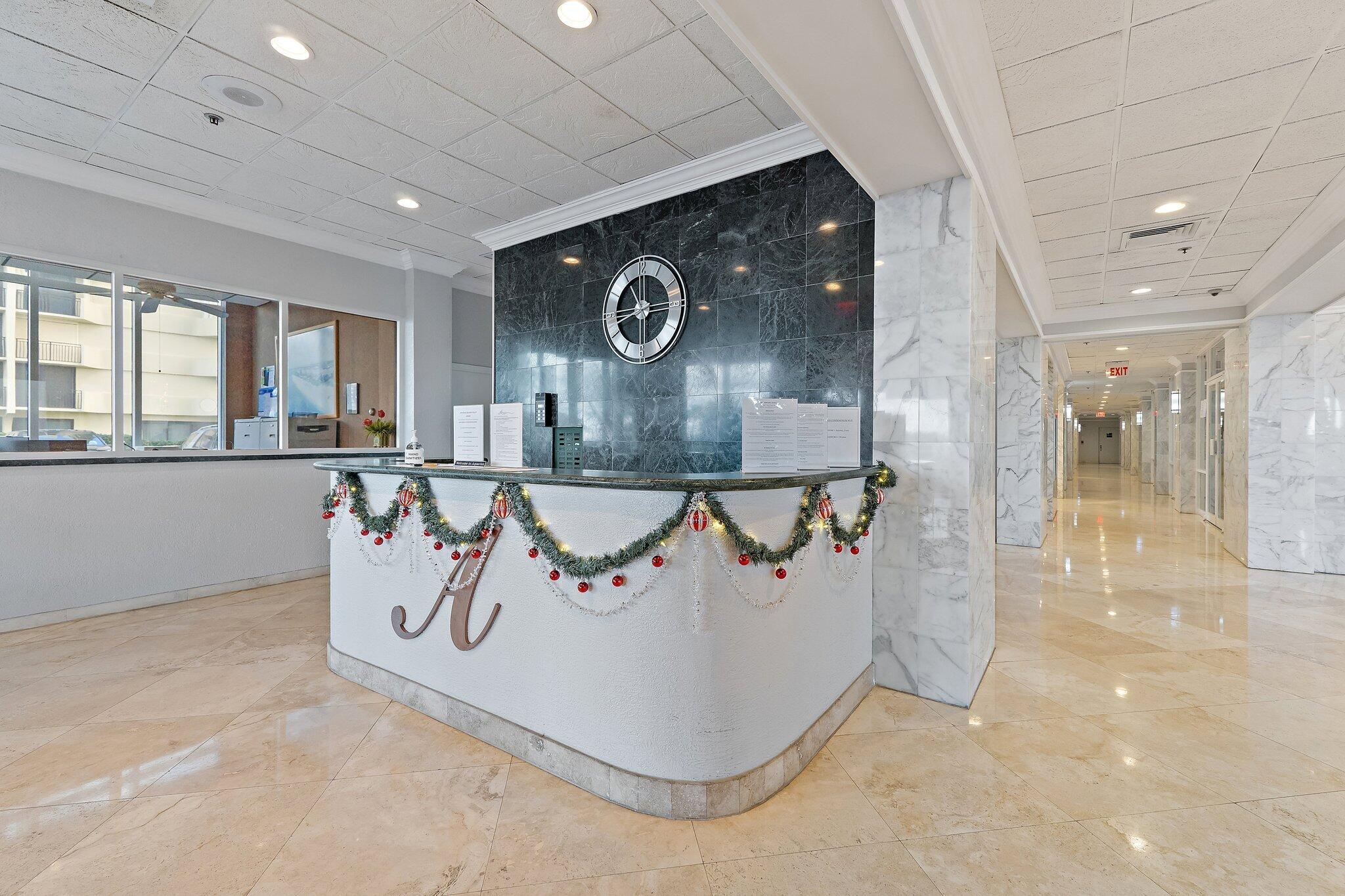5440 N Ocean Drive 907 Property Photo 61