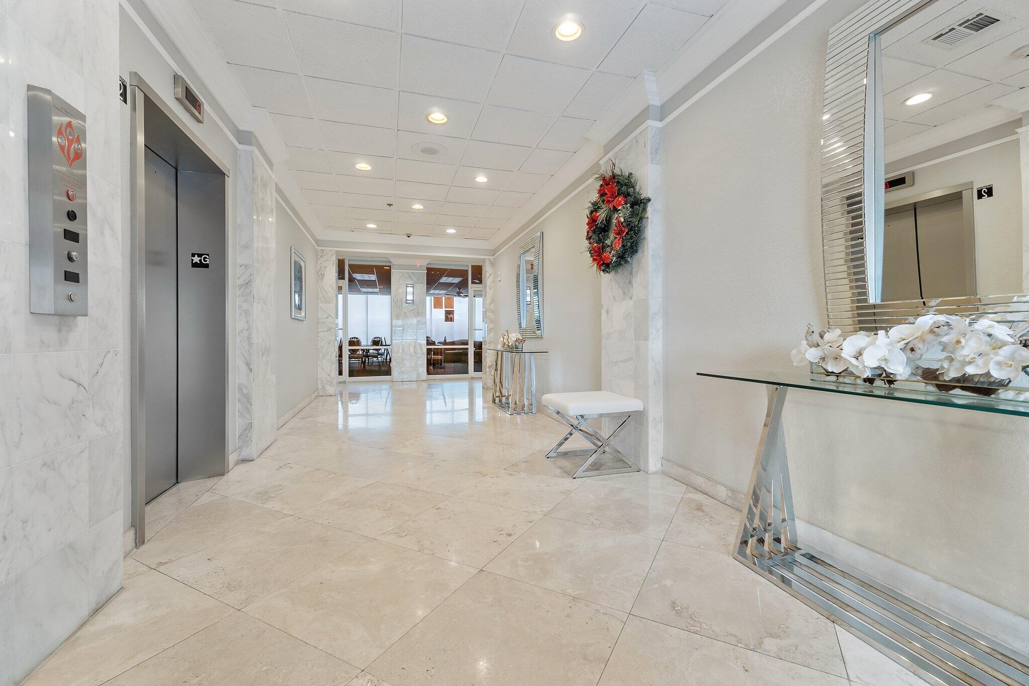 5440 N Ocean Drive 907 Property Photo 63