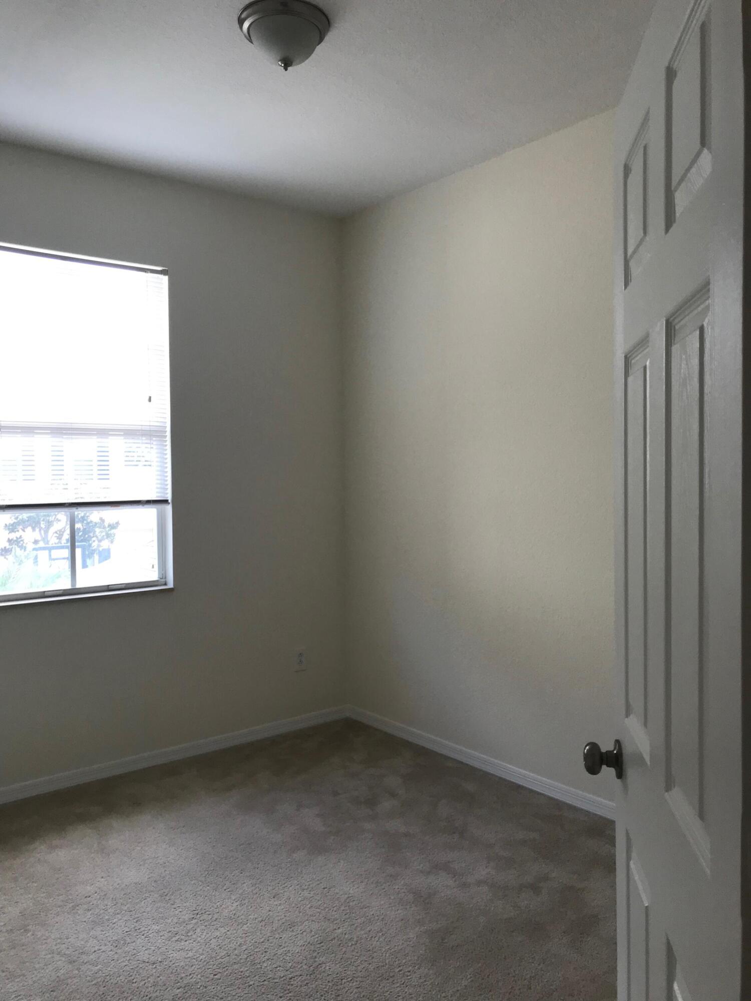 141 E Thatch Palm Circle Property Photo 24