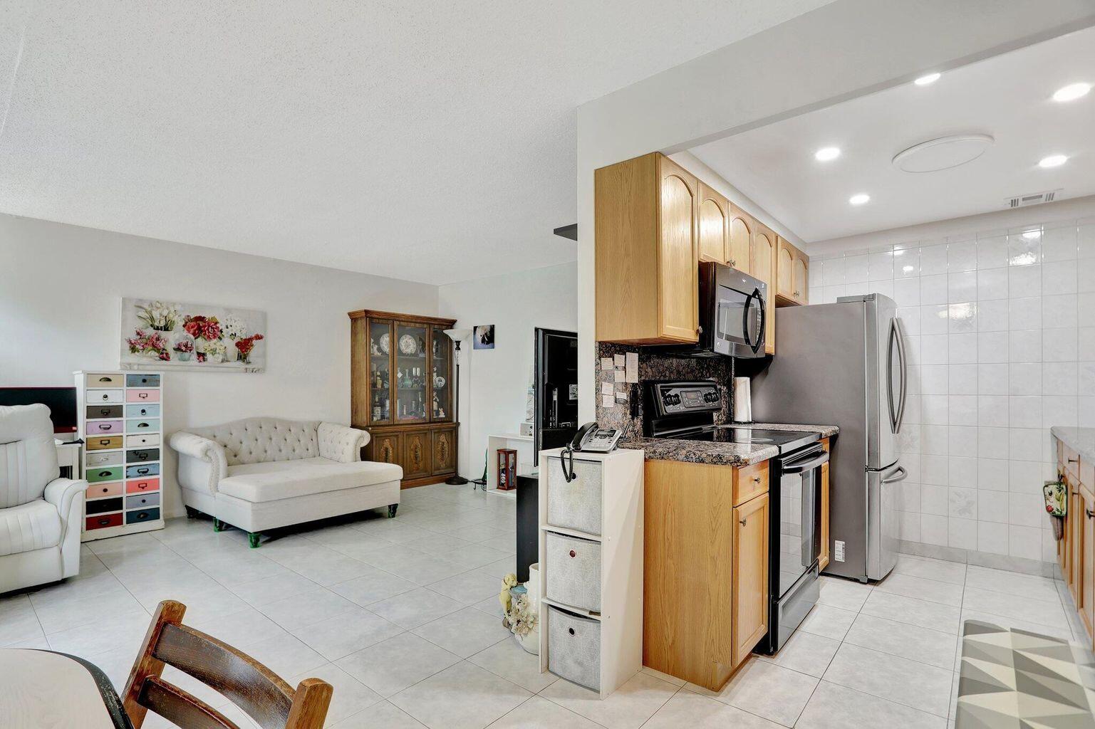 4076 Newport Q 4076 Property Photo 7