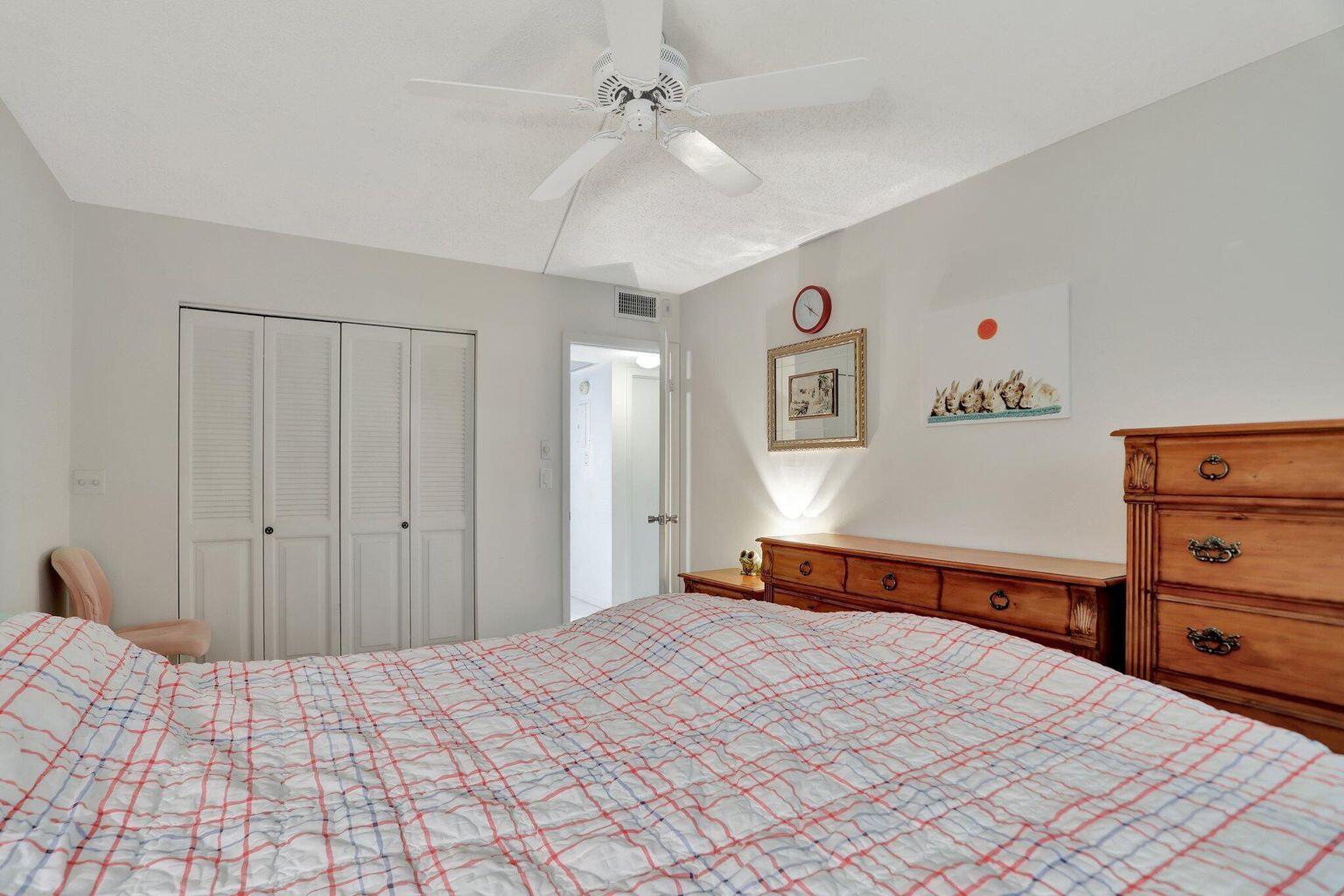 4076 Newport Q 4076 Property Photo 13