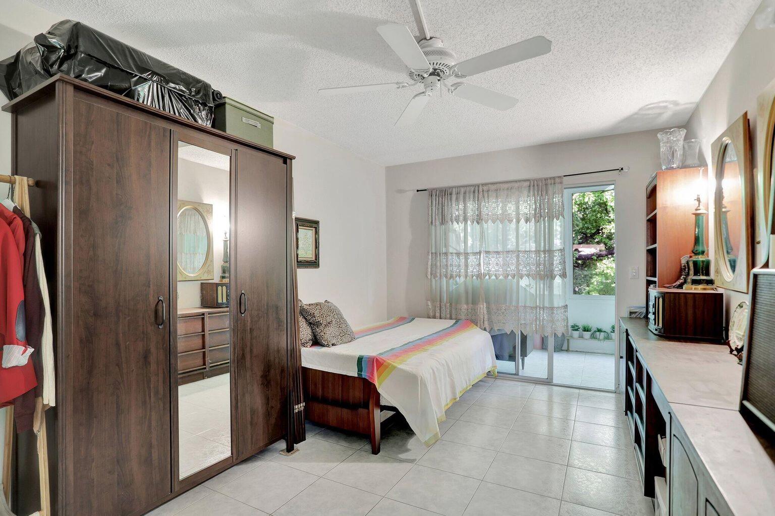 4076 Newport Q 4076 Property Photo 14
