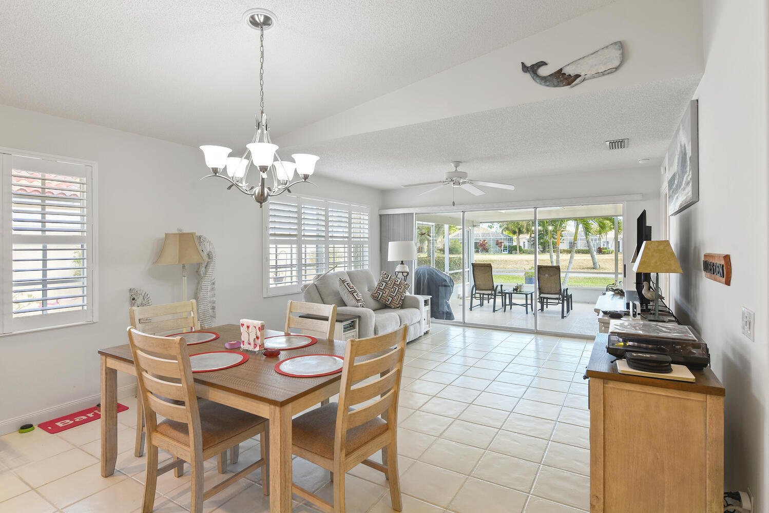 8285 Se Double Tree Drive Property Photo 13