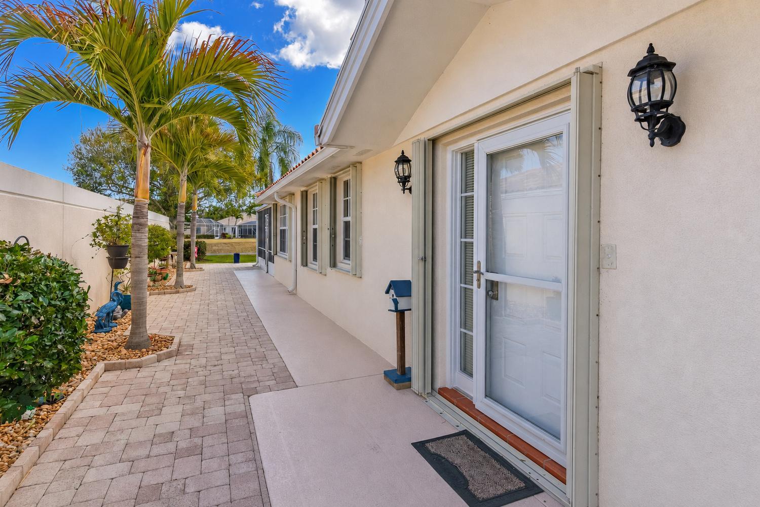 8285 Se Double Tree Drive Property Photo 23