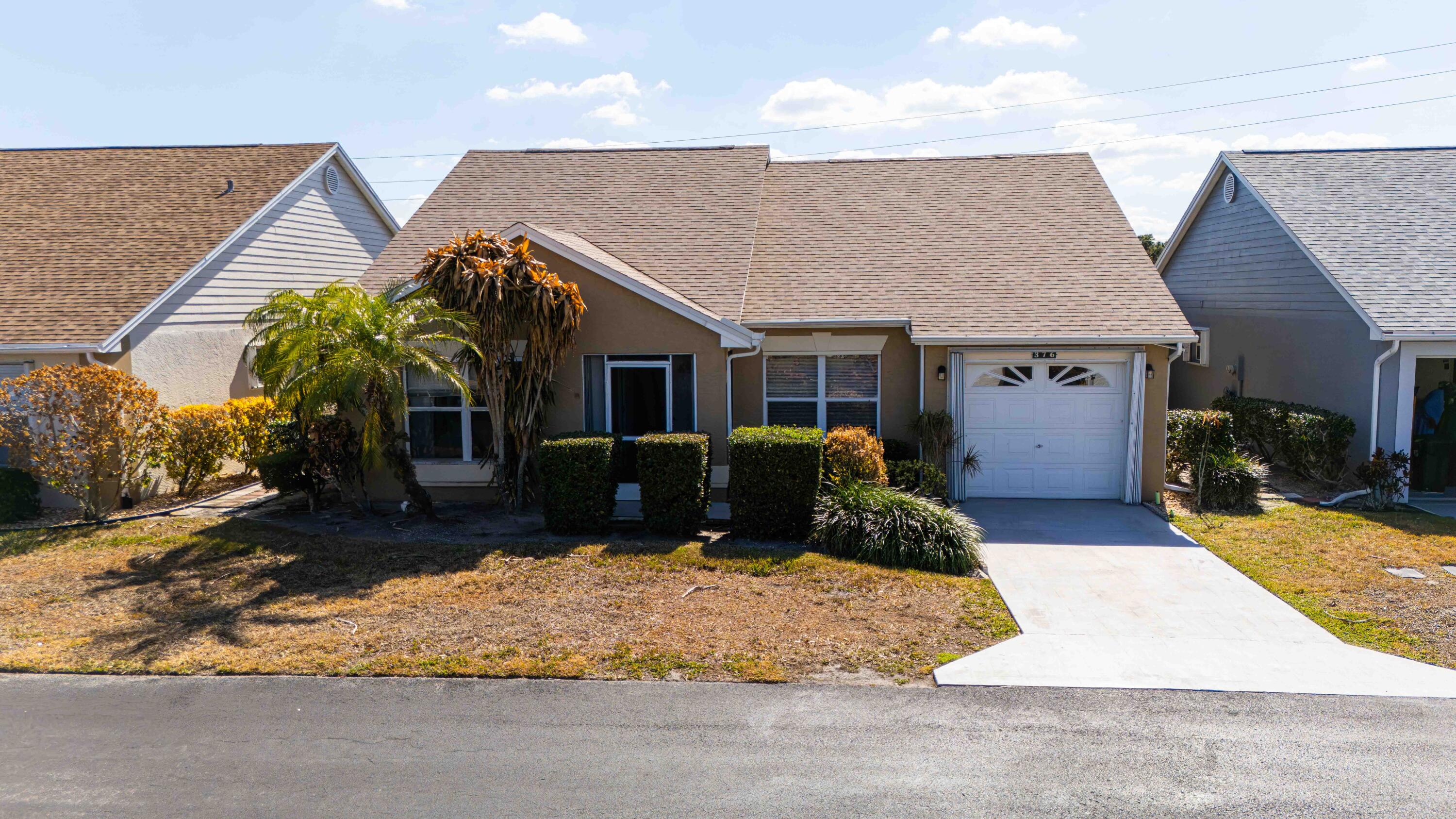 376 NW Sherry Lane