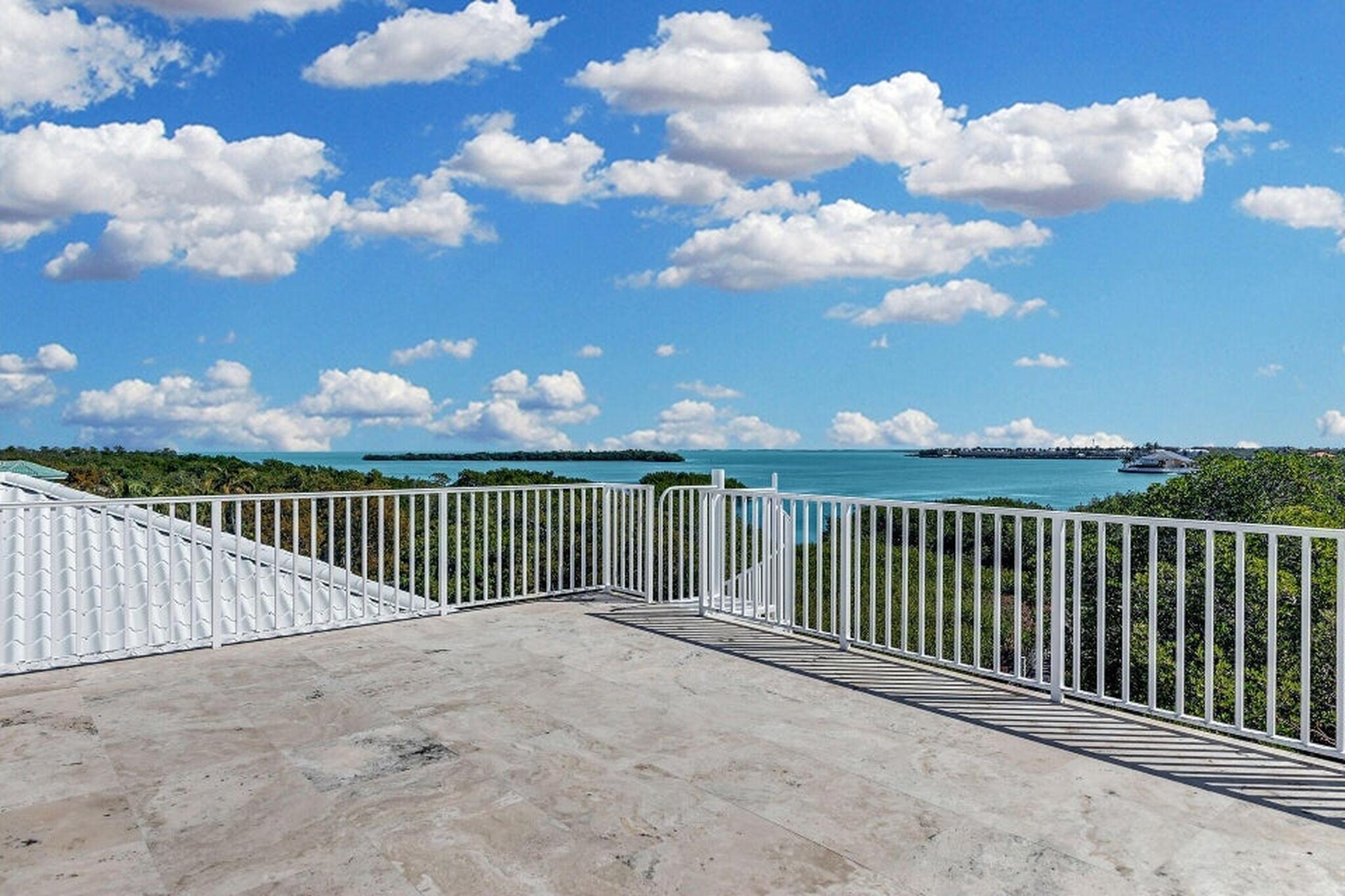 205 Stirrup Key Boulevard Property Photo 4