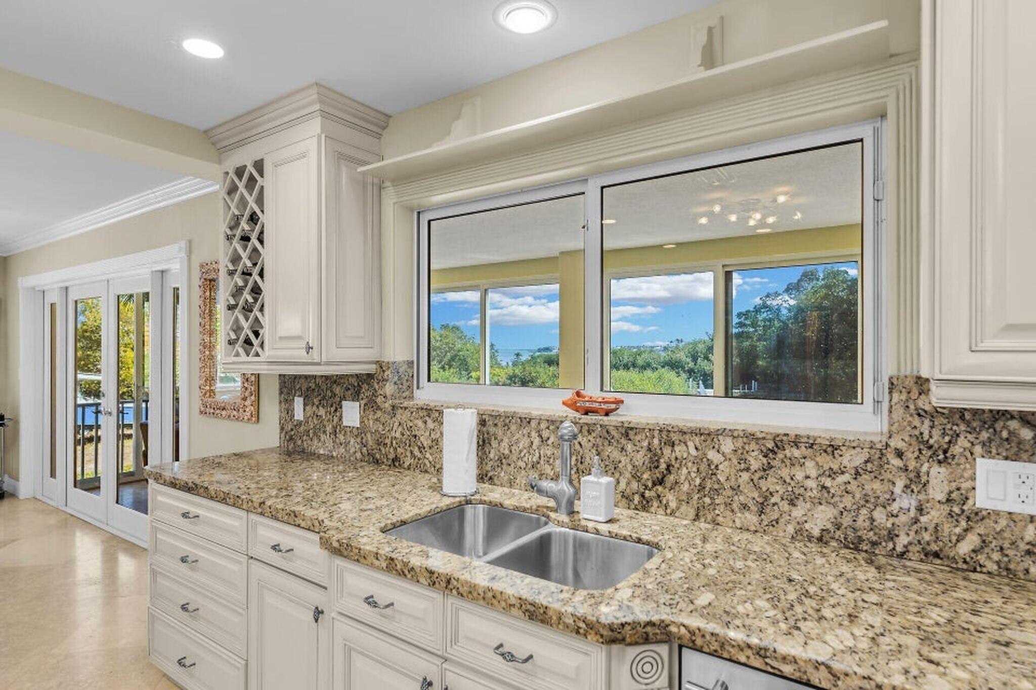 205 Stirrup Key Boulevard Property Photo 18