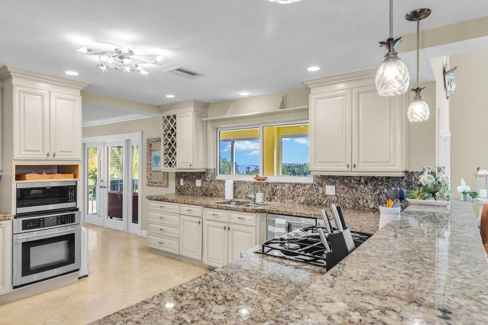 205 Stirrup Key Boulevard Property Photo 25
