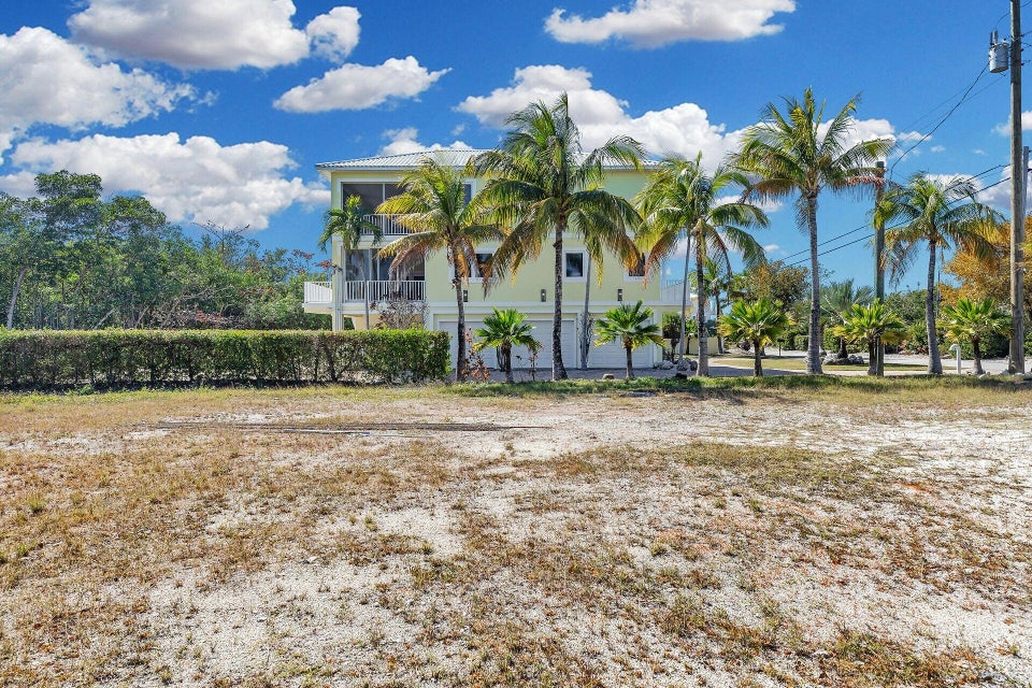 205 Stirrup Key Boulevard Property Photo 45