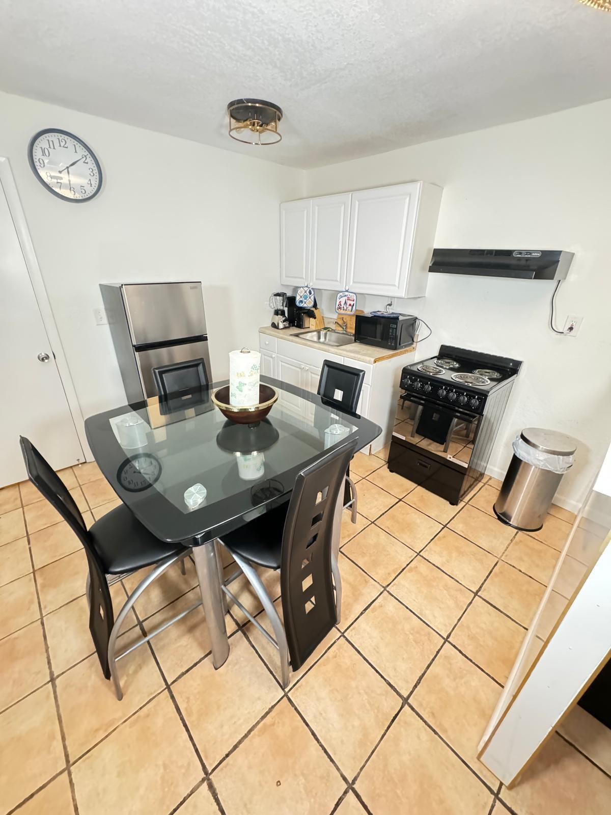1430 N Stacy Street N 4 Property Photo 2