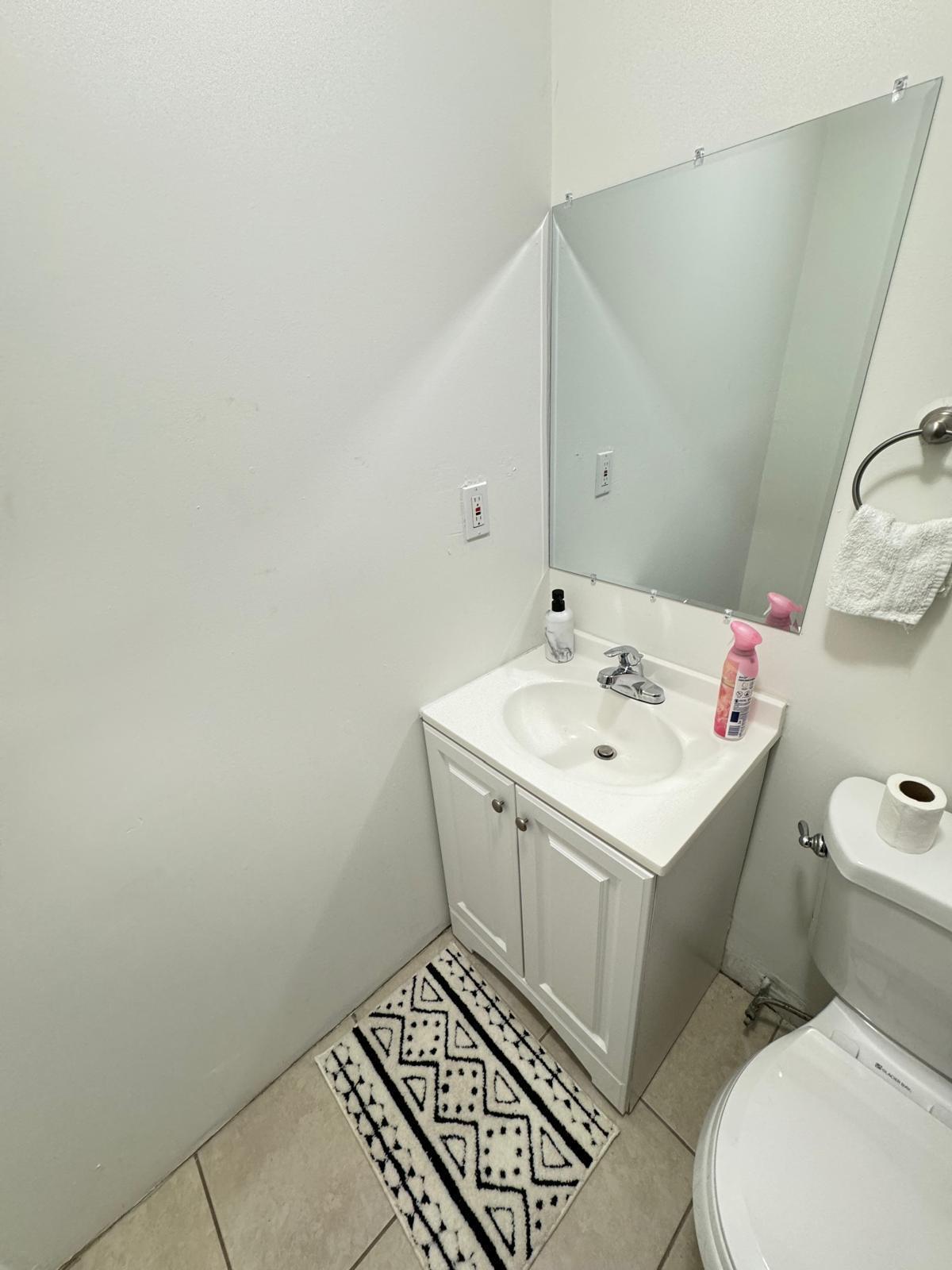 1430 N Stacy Street N 4 Property Photo 13