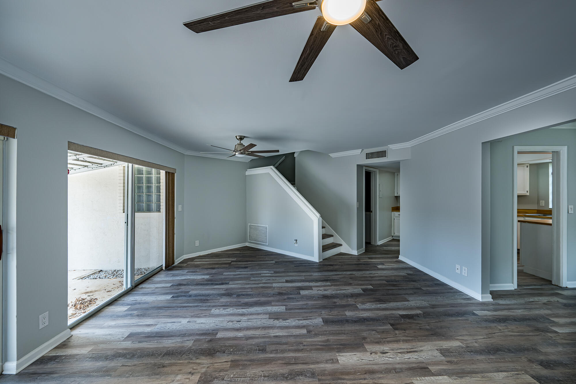 4300 Hazel Avenue D Property Photo 6