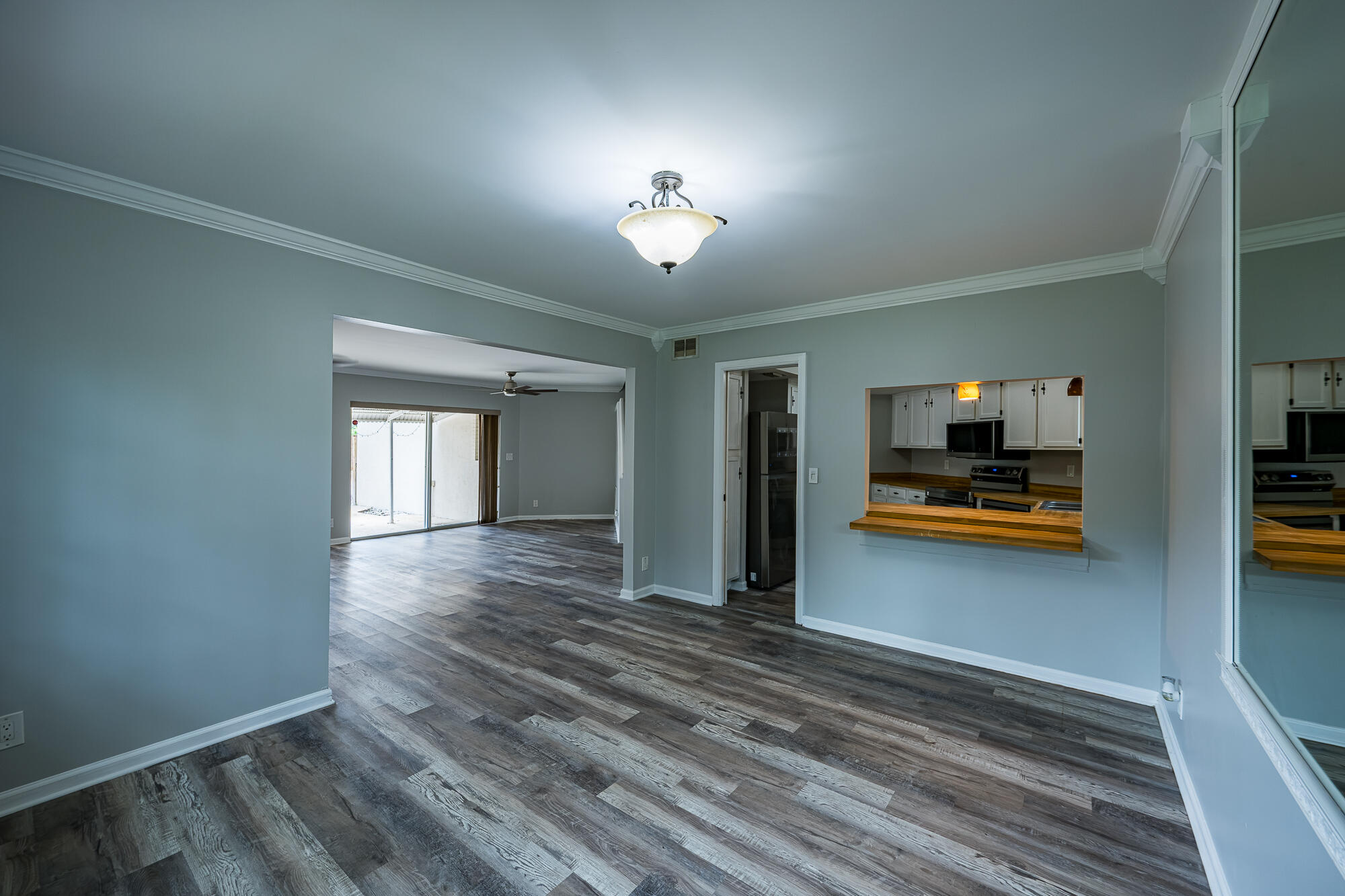4300 Hazel Avenue D Property Photo 10