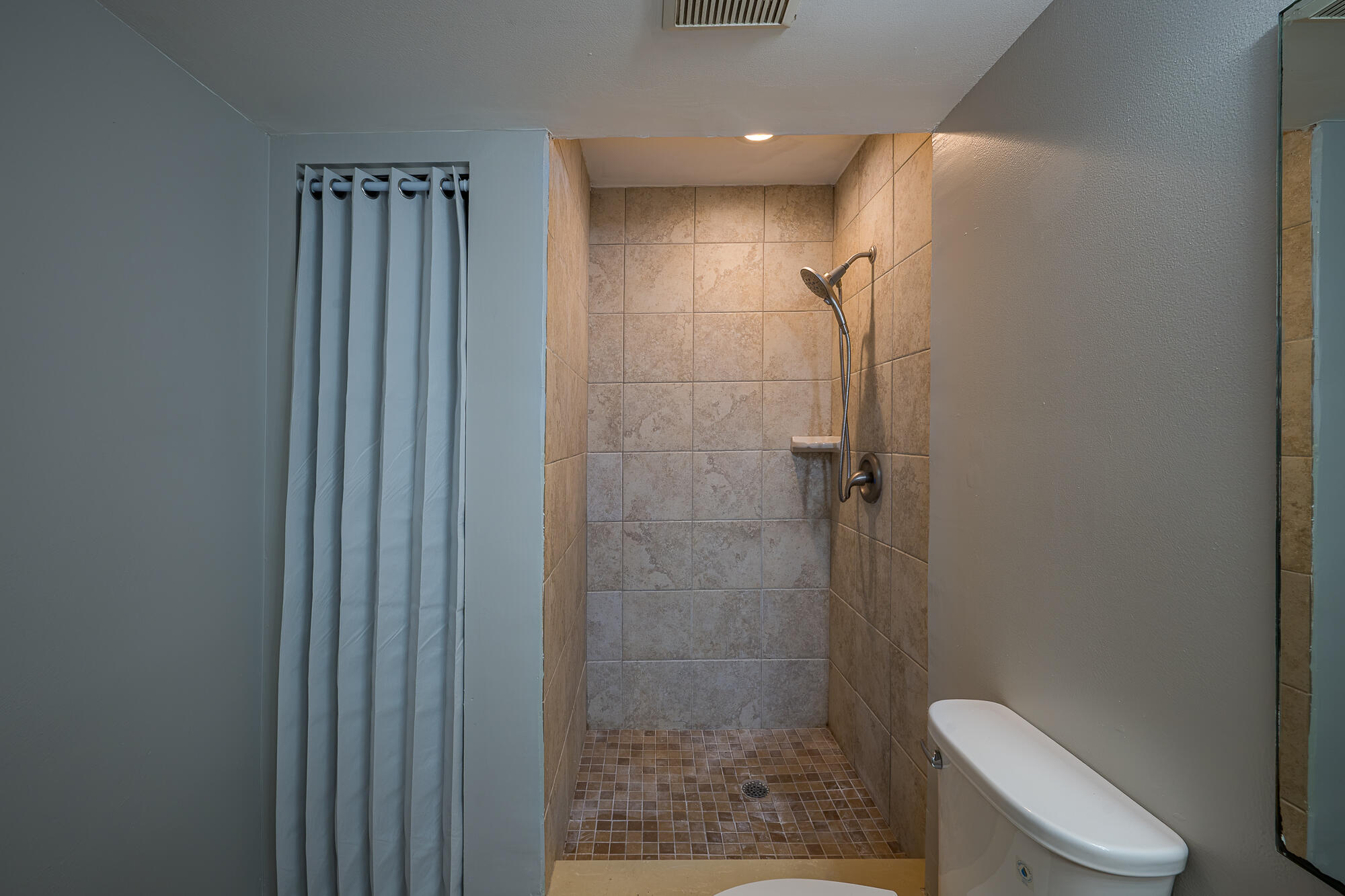 4300 Hazel Avenue D Property Photo 24