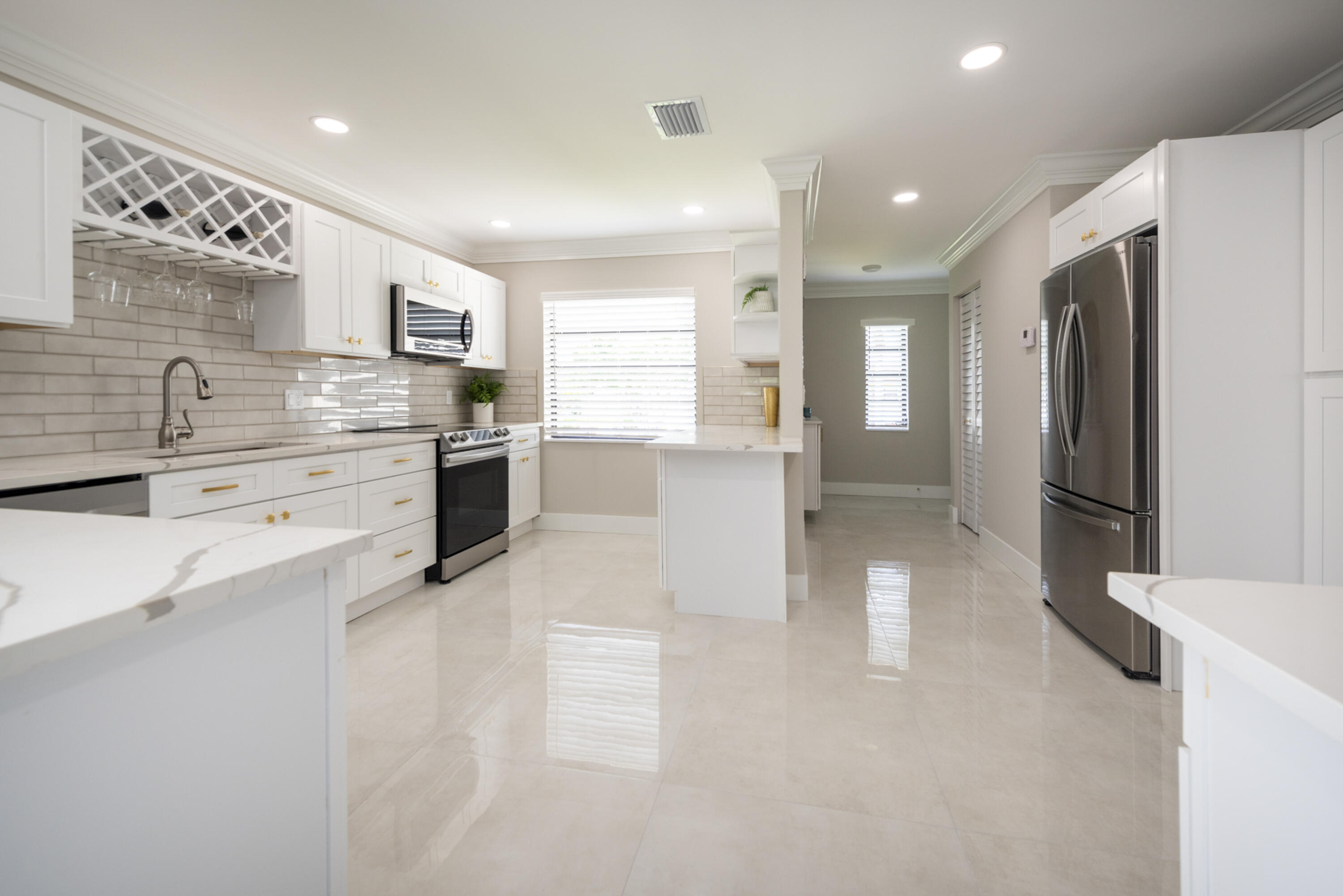 8535 Casa Del Lago H Property Photo 5