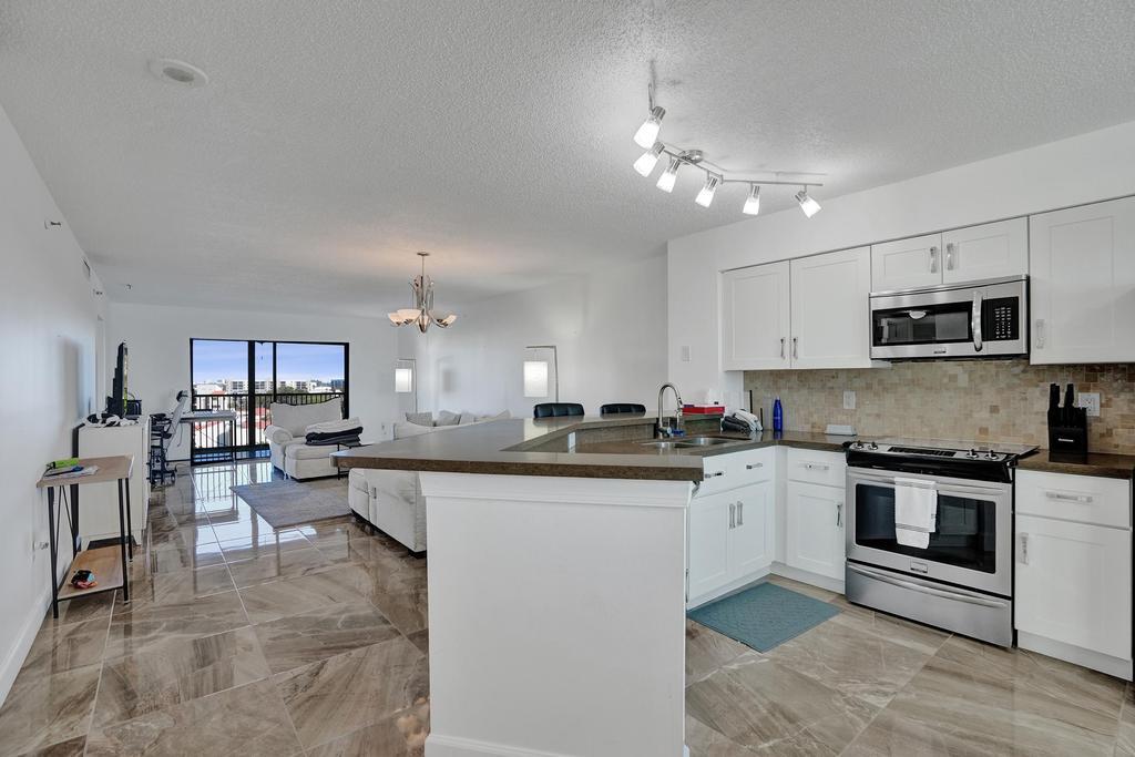 2334 S Cypress Bend Drive 907