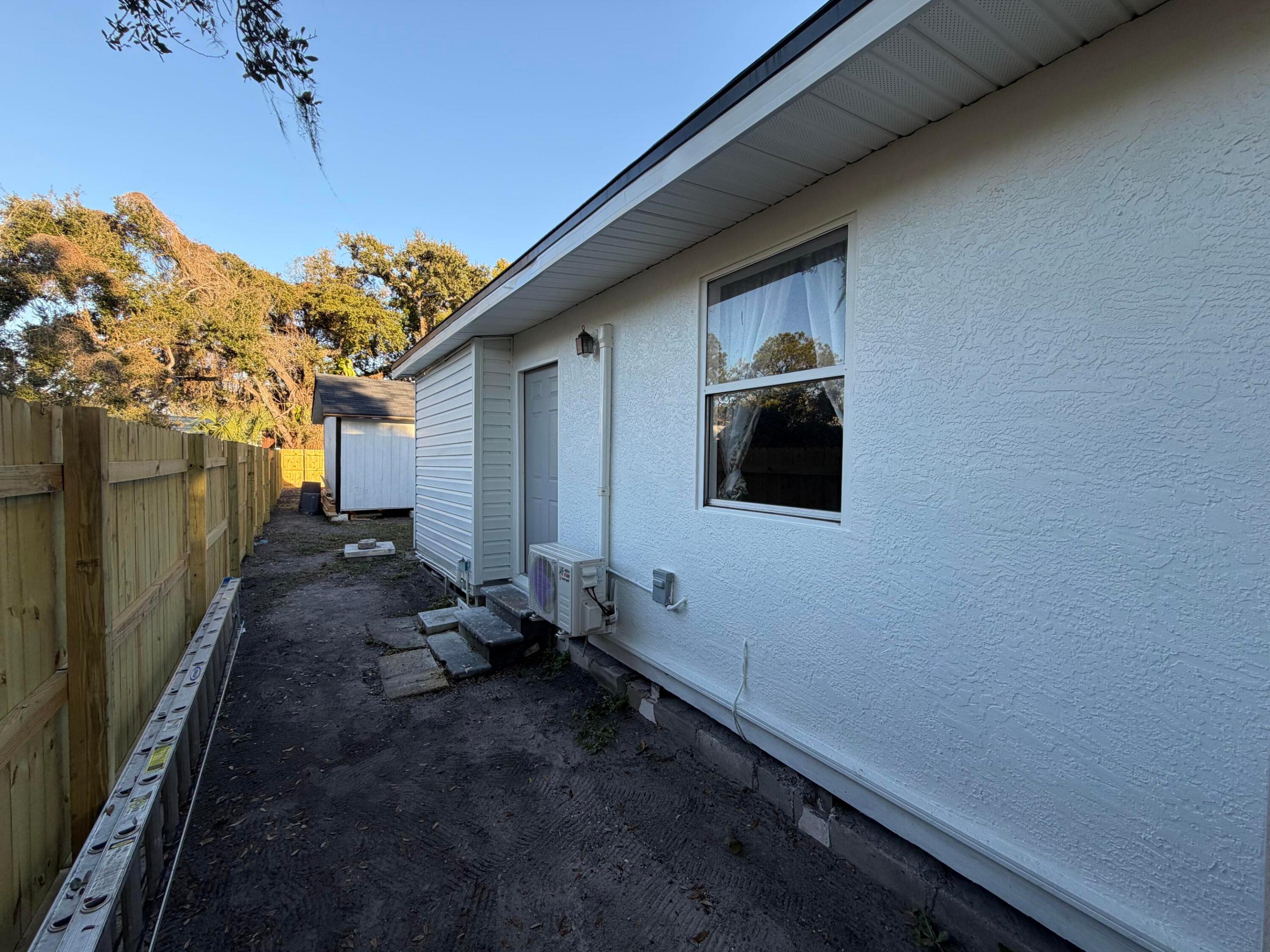 1606 S 45 Street Property Photo 9