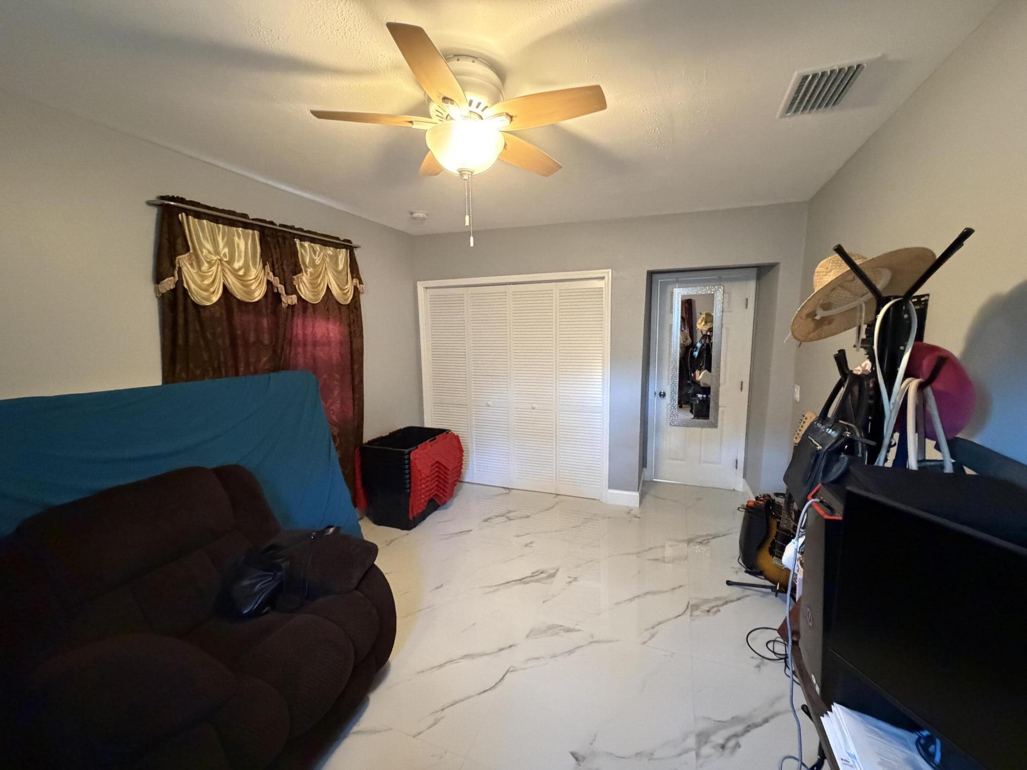 1606 S 45 Street Property Photo 21