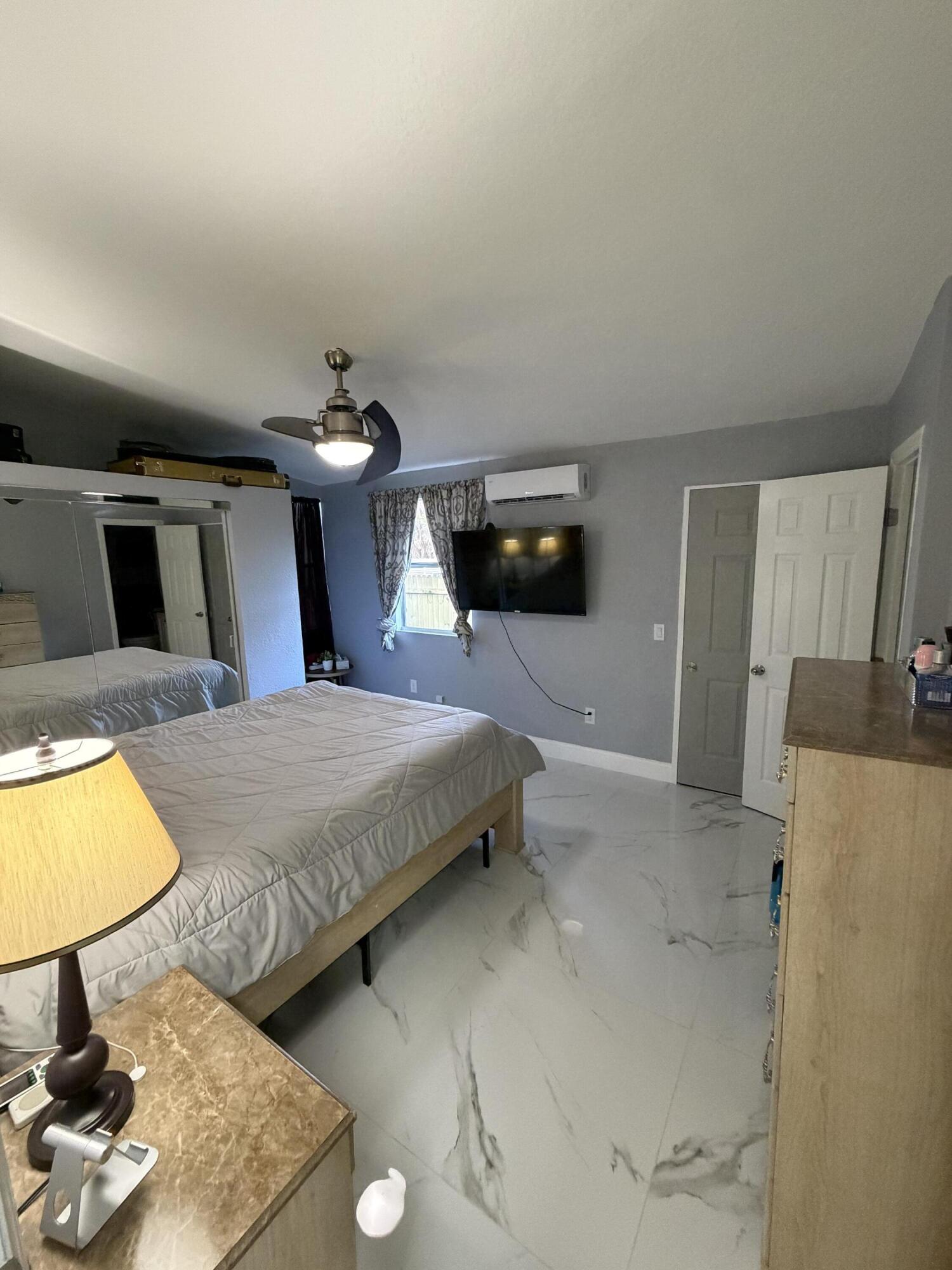 1606 S 45 Street Property Photo 30