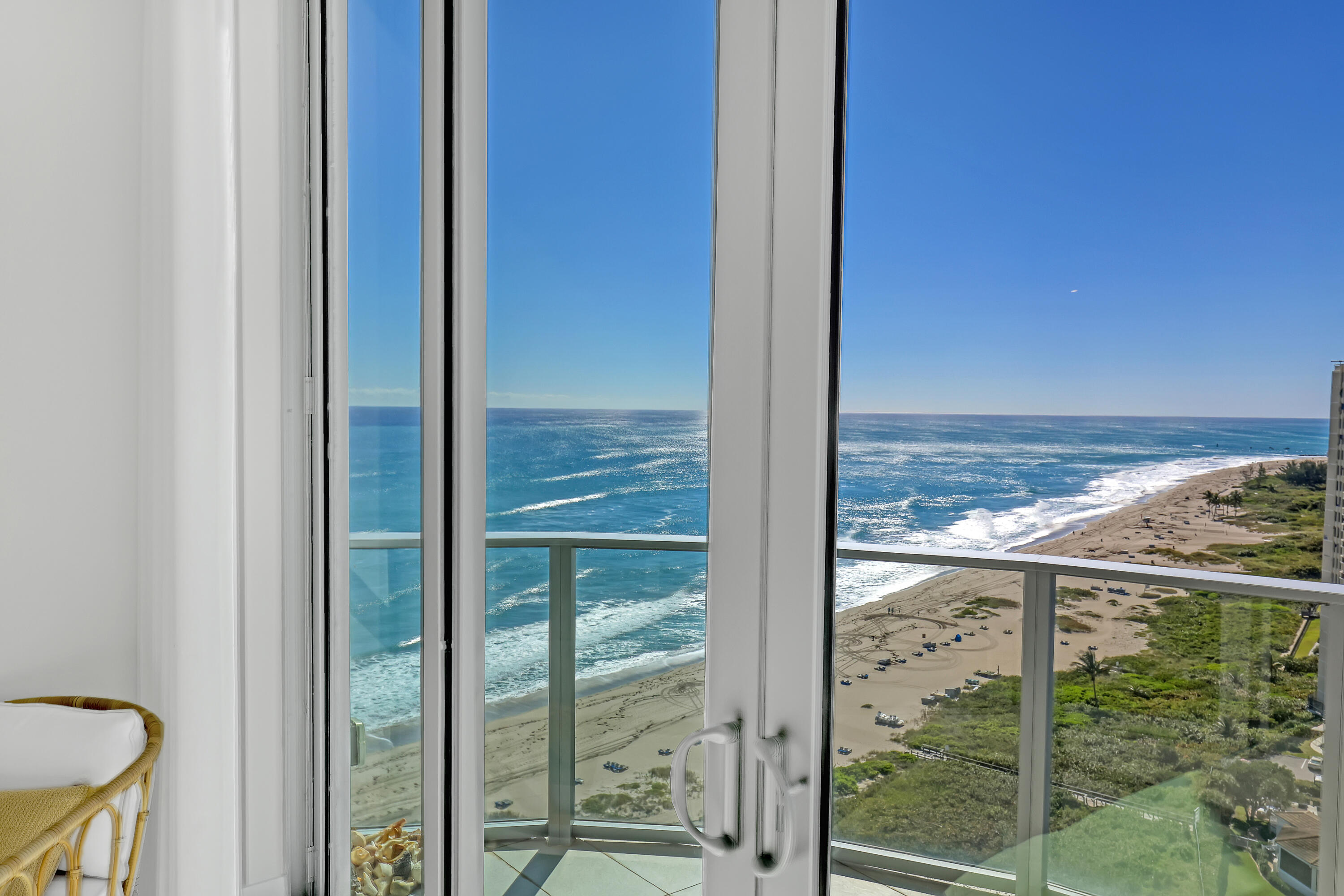 3100 N Ocean Dr 1805 Property Photo 11