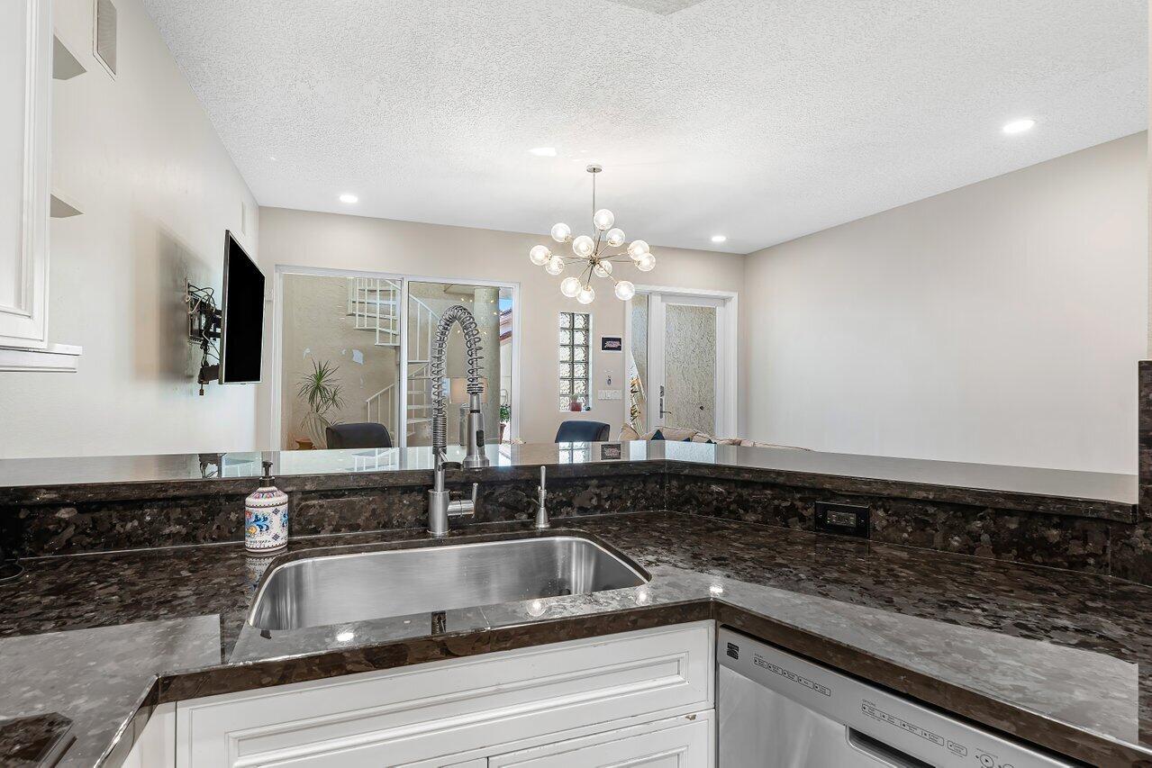 4517 S Ocean Boulevard Property Photo 20