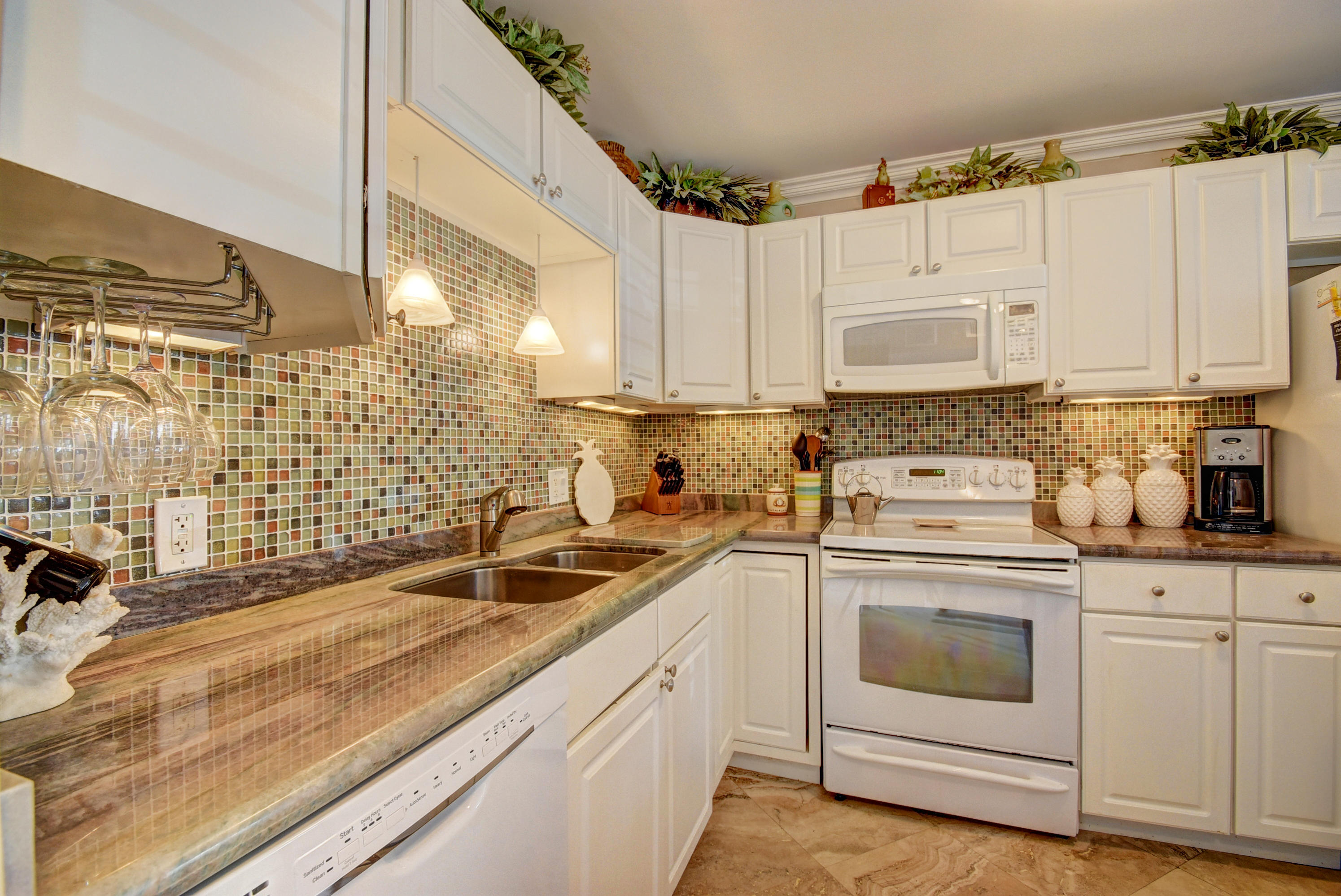 1700 S Ocean Boulevard 0070 Property Photo 7
