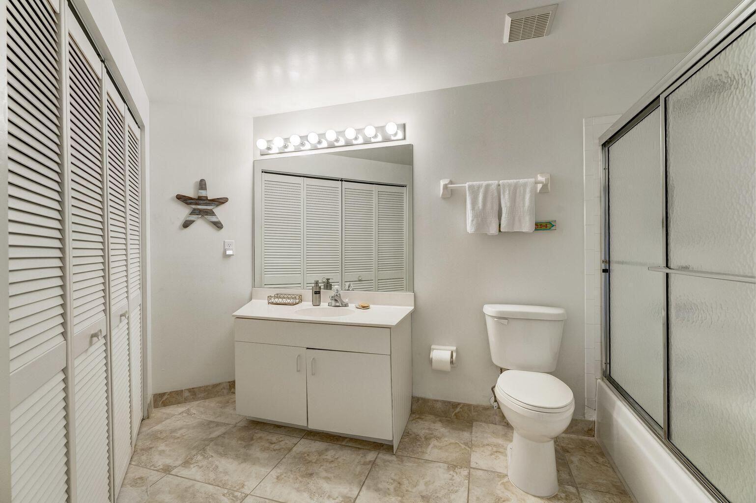 300 Uno Lago Drive 305 Property Photo 23
