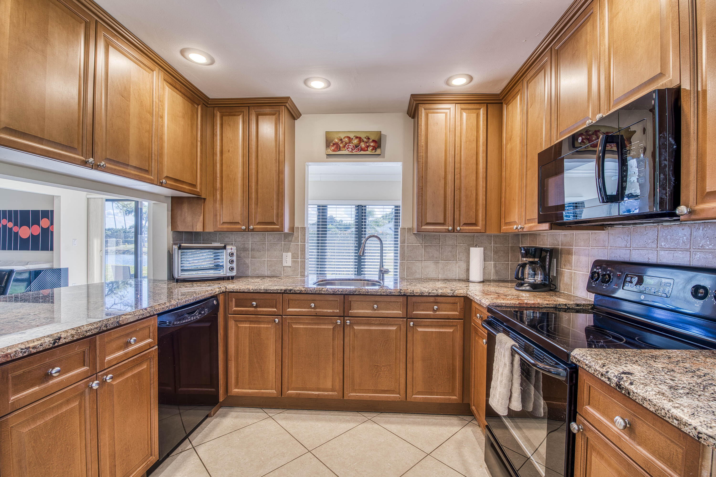 6242 Brandon Street Property Photo 16
