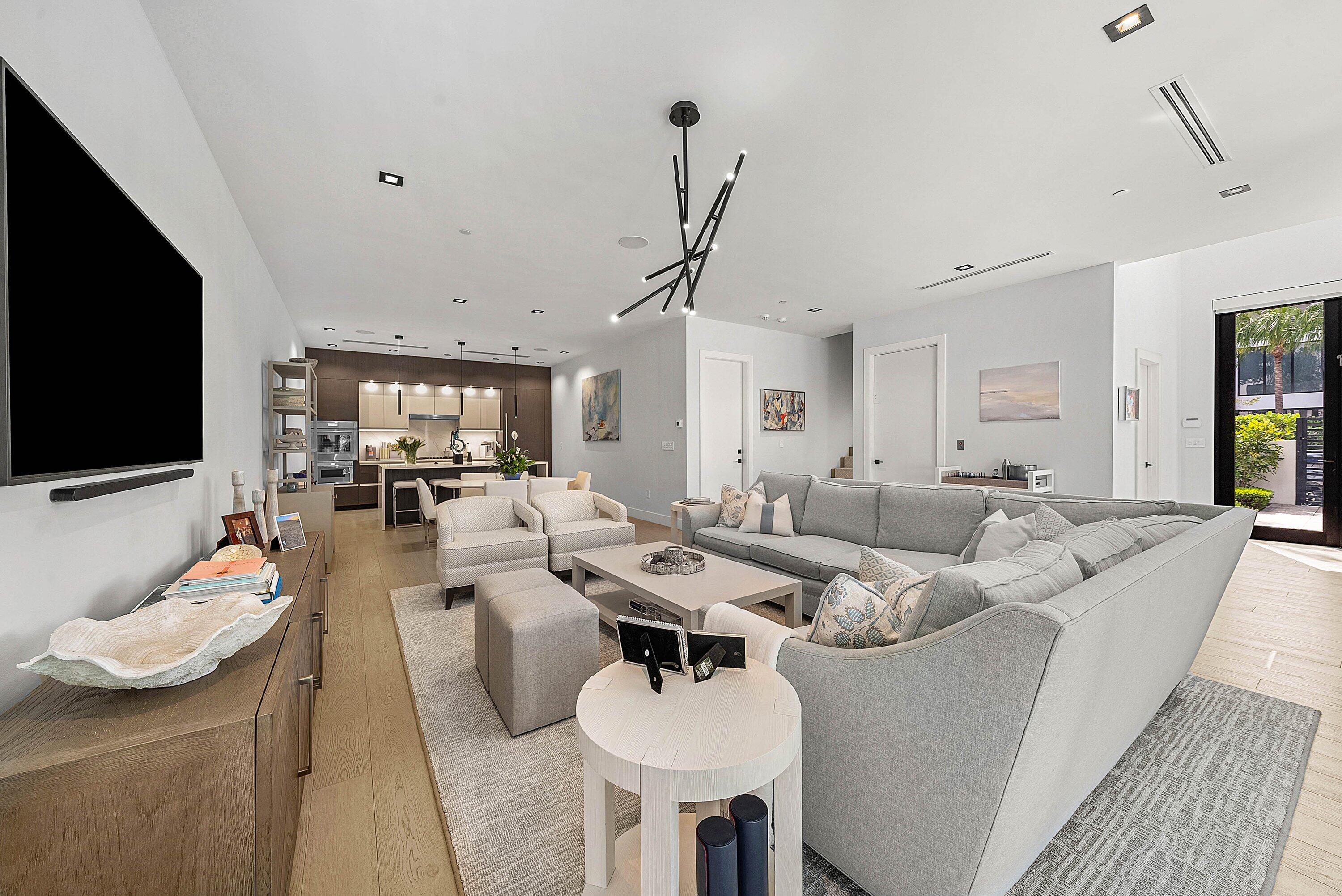 927 Witherspoon Lane Property Photo 4