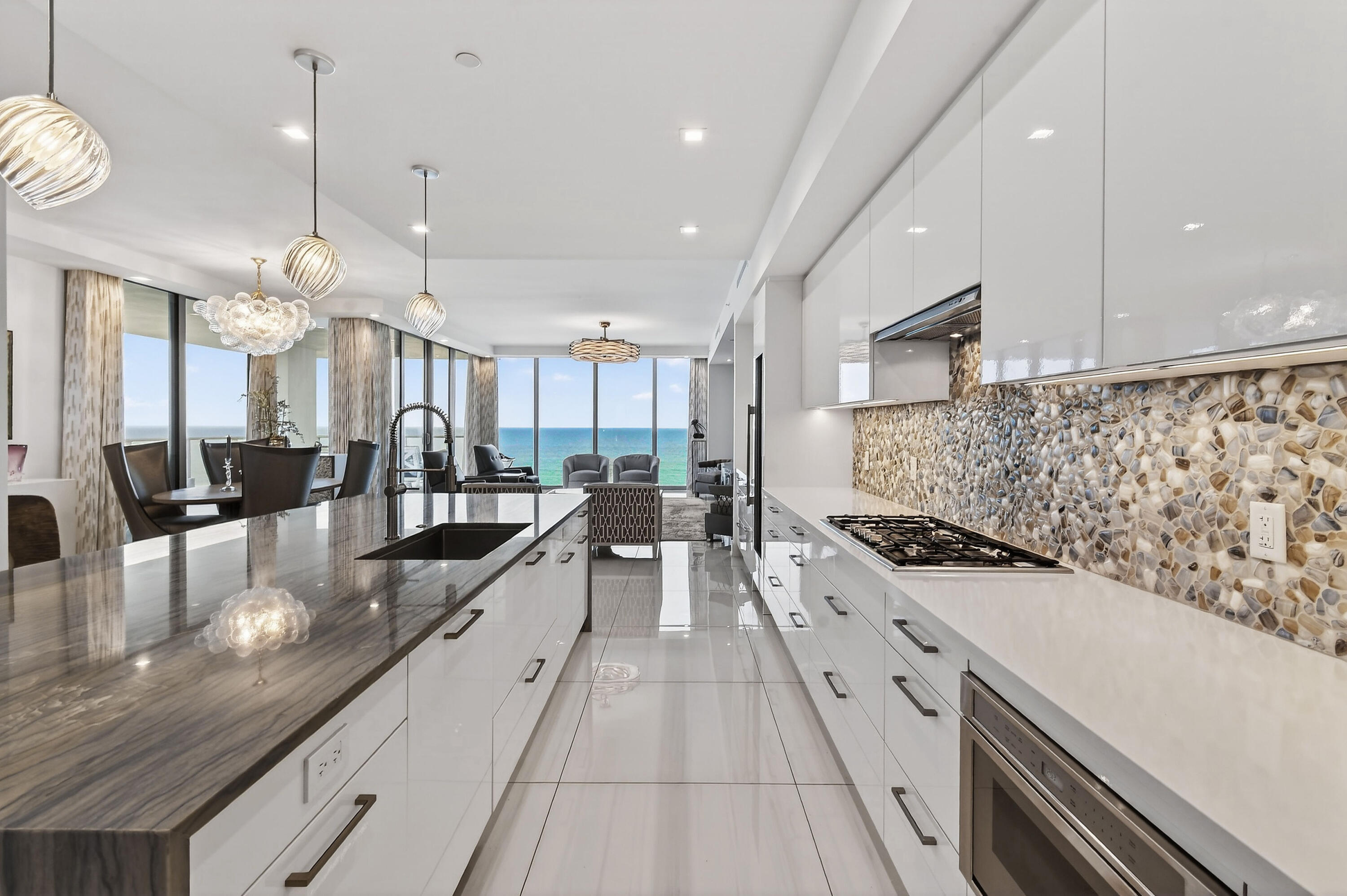 5000 N Ocean Drive 1001 Property Photo 4