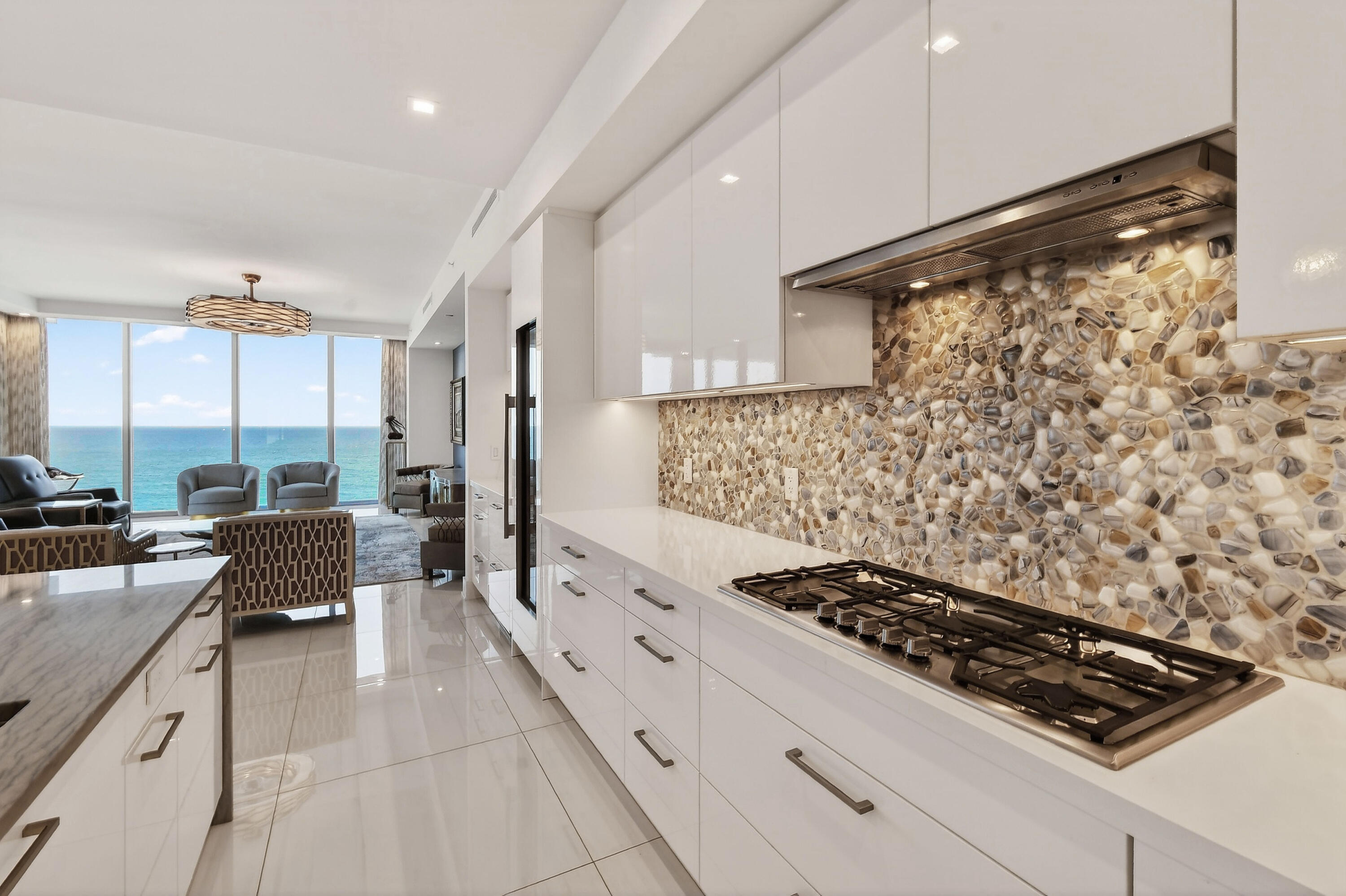 5000 N Ocean Drive 1001 Property Photo 5